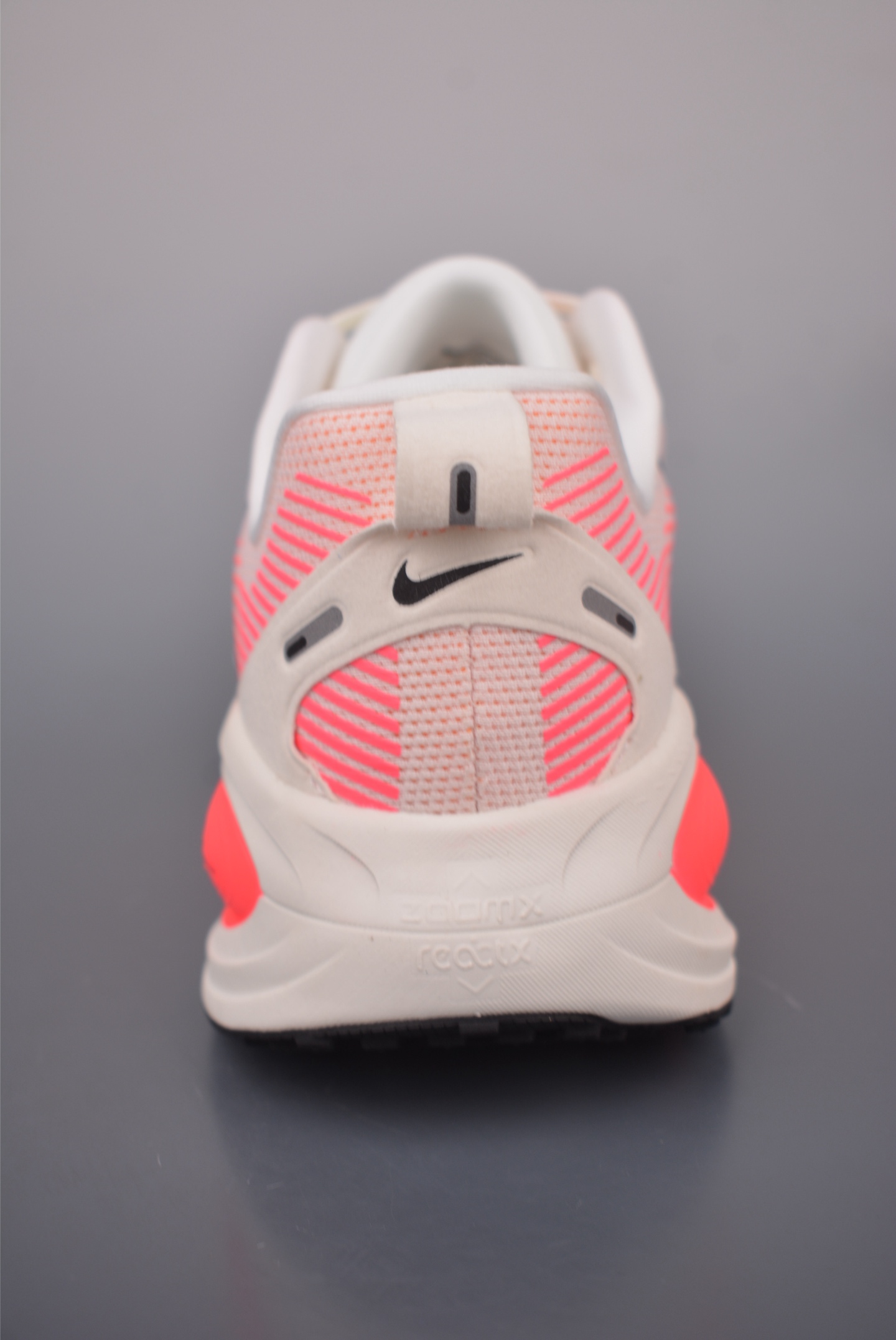 Nike Air Zoom Vomero 18 Running Shoes - Superior Cushioning & Comfort 5 i1753814701060 2432 0 3