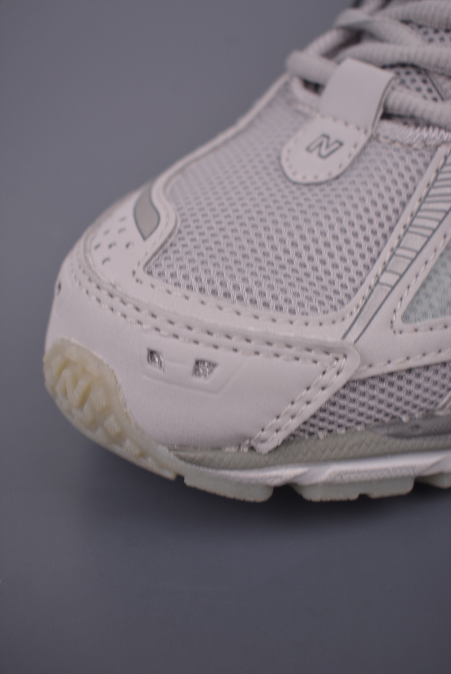 New Balance M1906R Retro Sneakers - Premium Comfort and Classic Style 6 i1753815786794 2005 0 5