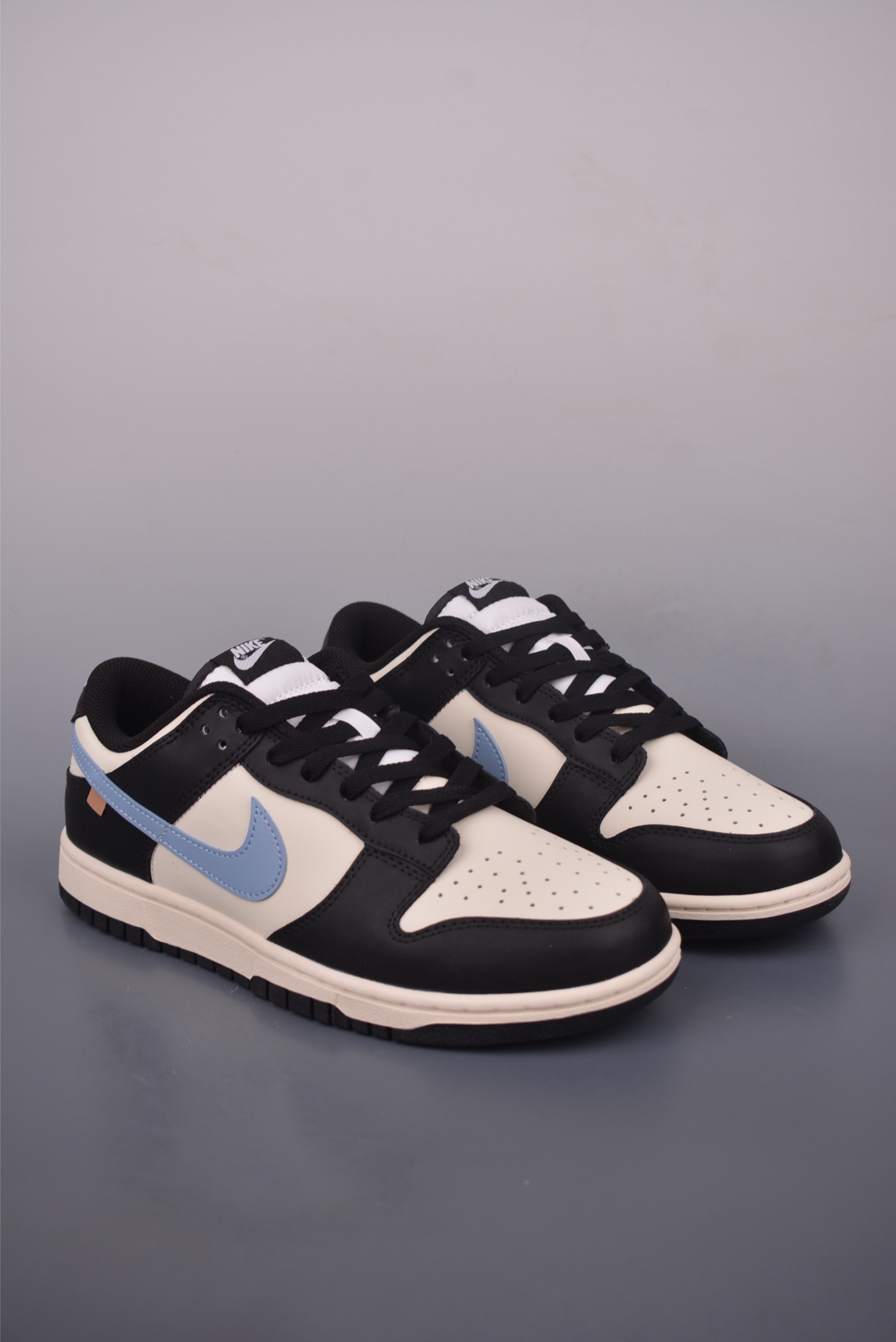 Nike SB Dunk Low Black White Blue, Premium Materials, Excellent Comfort 2 i1753819221319 9924 0 0