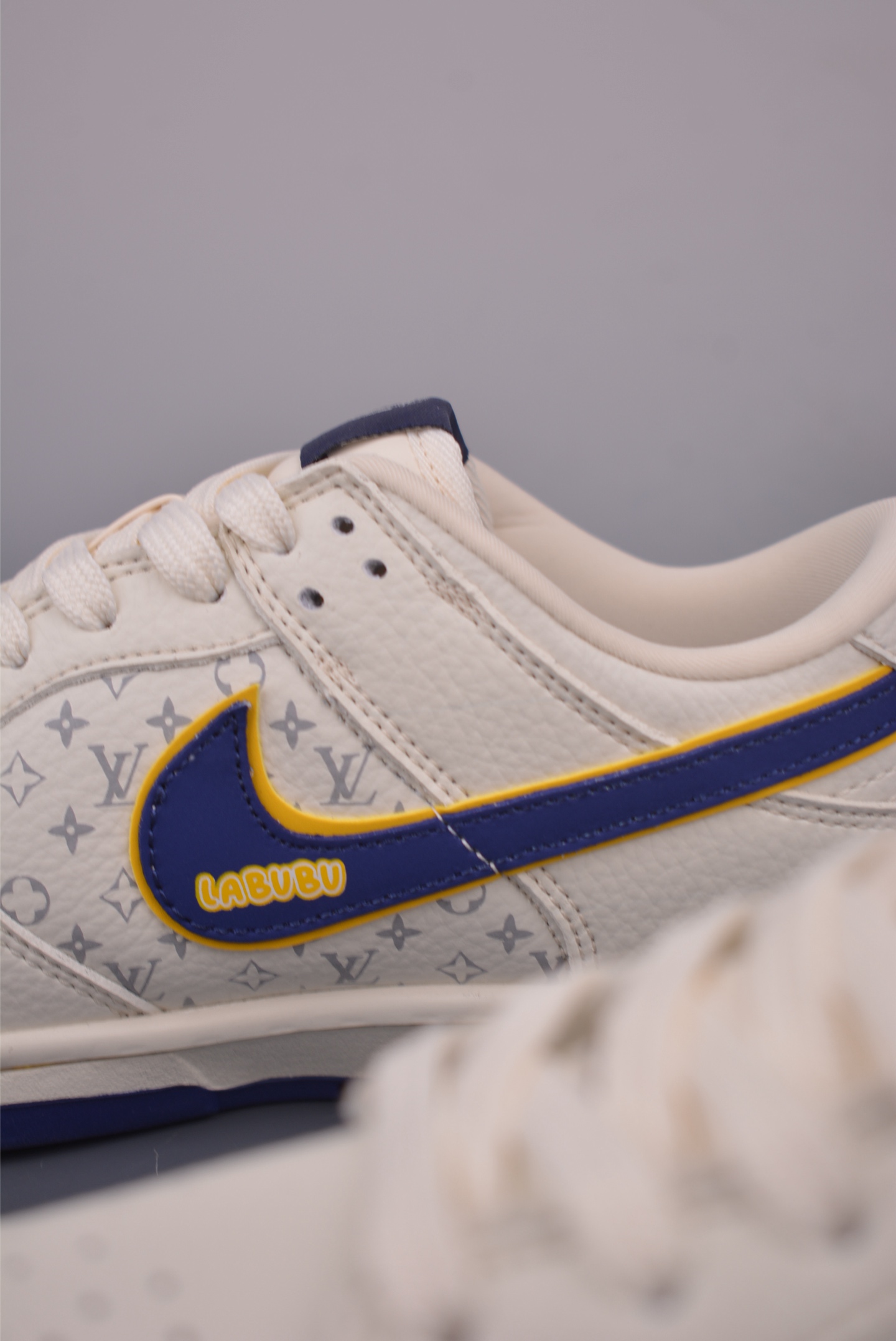 Nike SB Dunk Low Louis Vuitton Collab Premium Leather Sneakers - Limited Edition 9 i1753819915269 6341 0 7