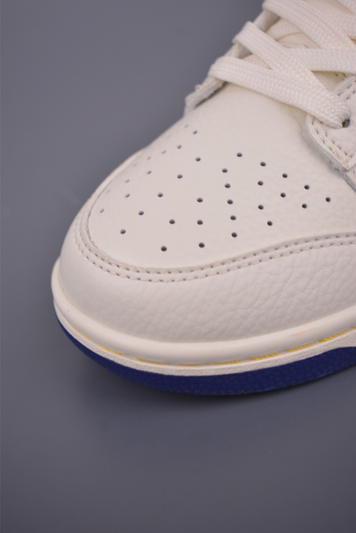 Nike SB Dunk Low Louis Vuitton Collab Premium Leather Sneakers - Limited Edition 7 i1753819916790 460 0 5