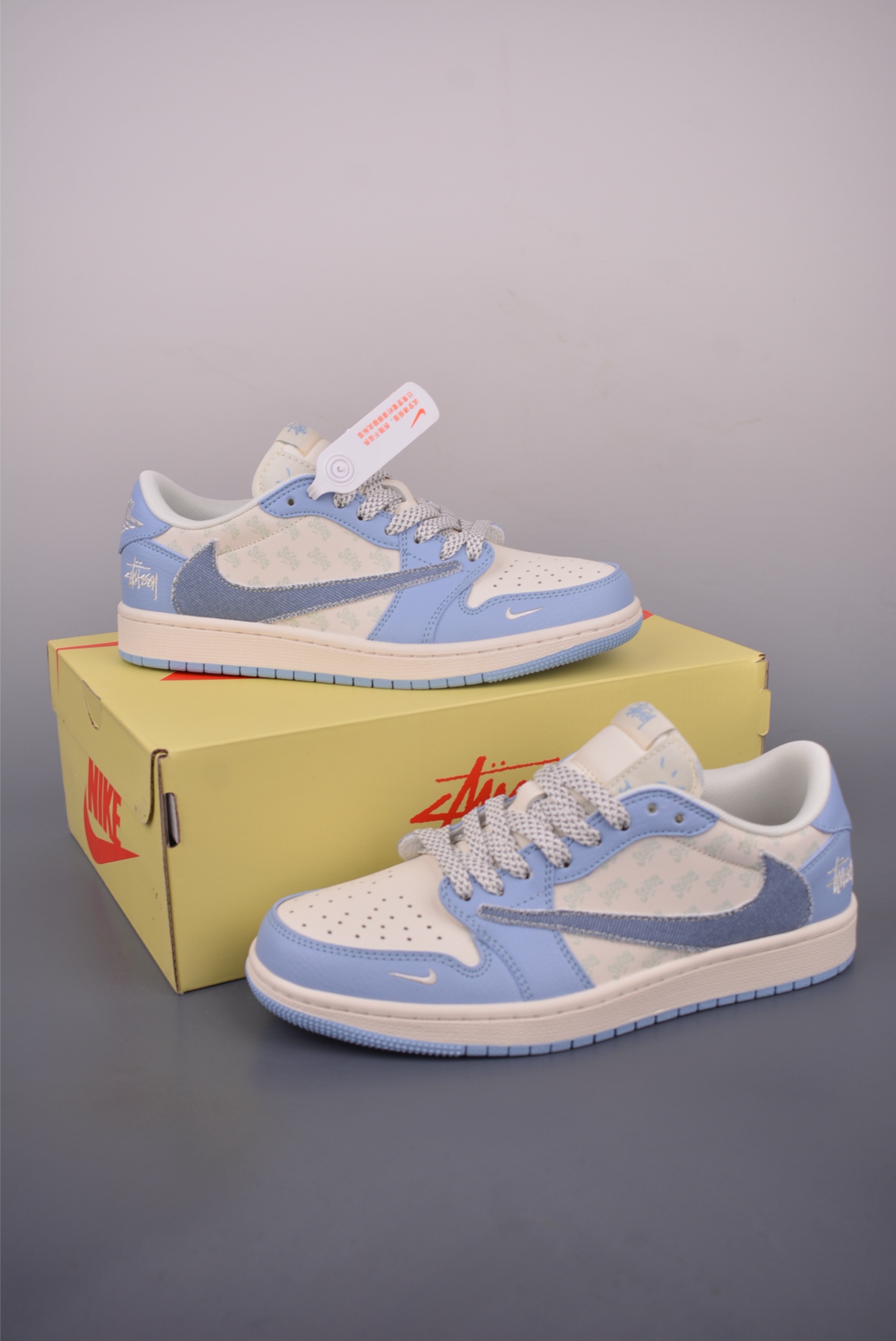 Fragment Design x Travis Scott x Stussy Air Jordan 1 Low Collaboration 5 i1753821176752 2977 0 4