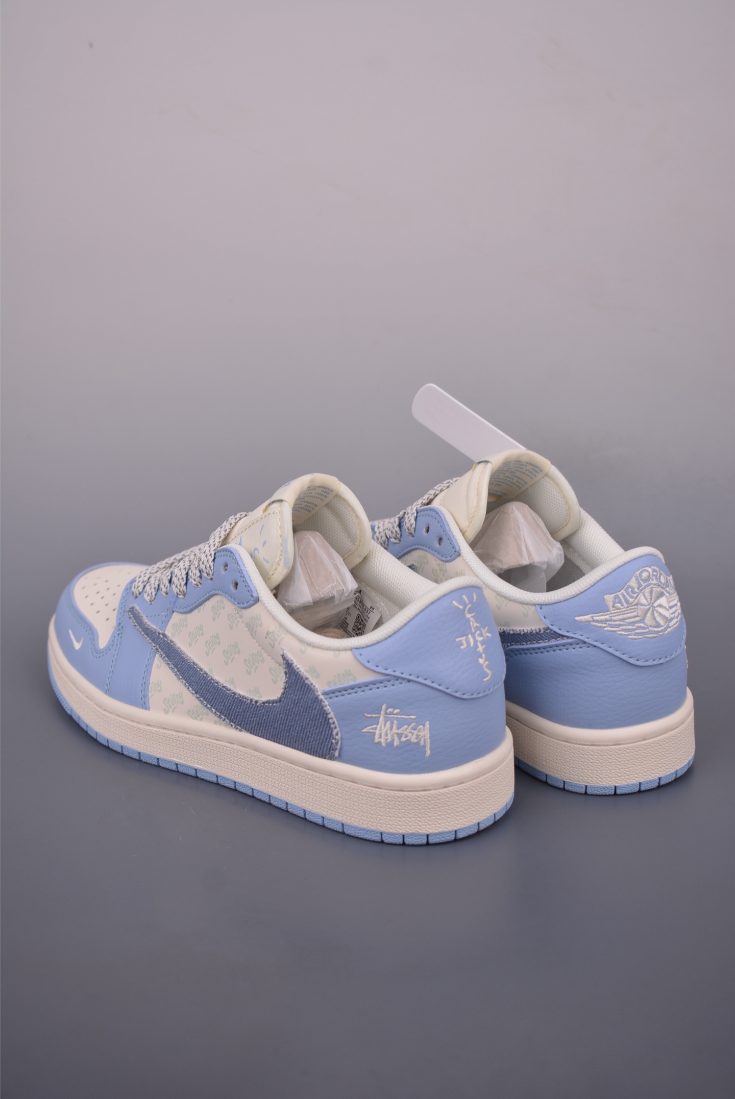 Fragment Design x Travis Scott x Stussy Air Jordan 1 Low Collaboration 2 i1753821178371 8225 0 1
