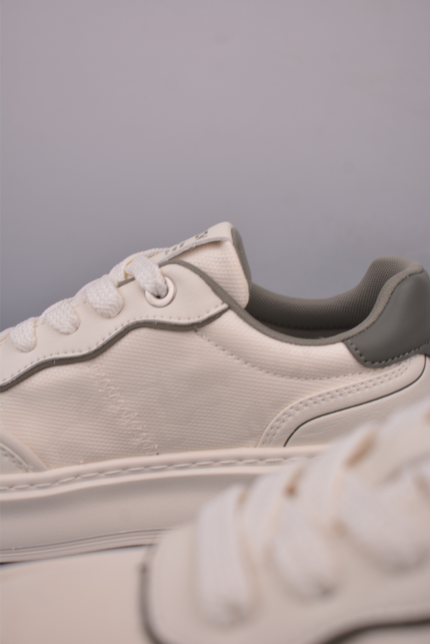 Gucci Men's Geometric Pattern Sneakers - Imported Leather, Comfort & Style 8 i1753825222313 321 0 7