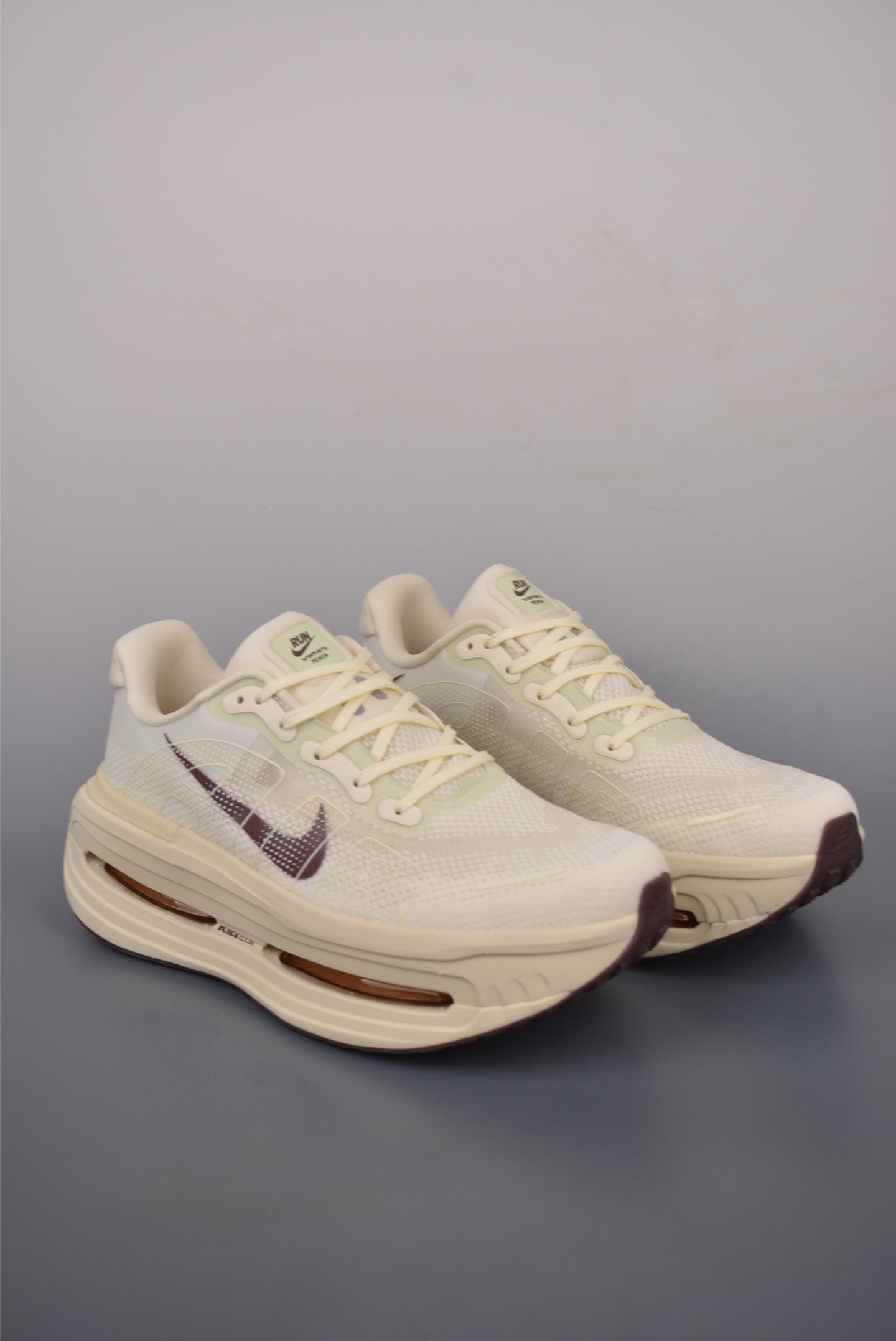 Nike Vomero premium Air气垫40周年 舒适百搭防滑耐磨 支撑缓震低帮 休闲跑步鞋 HQ2050-700