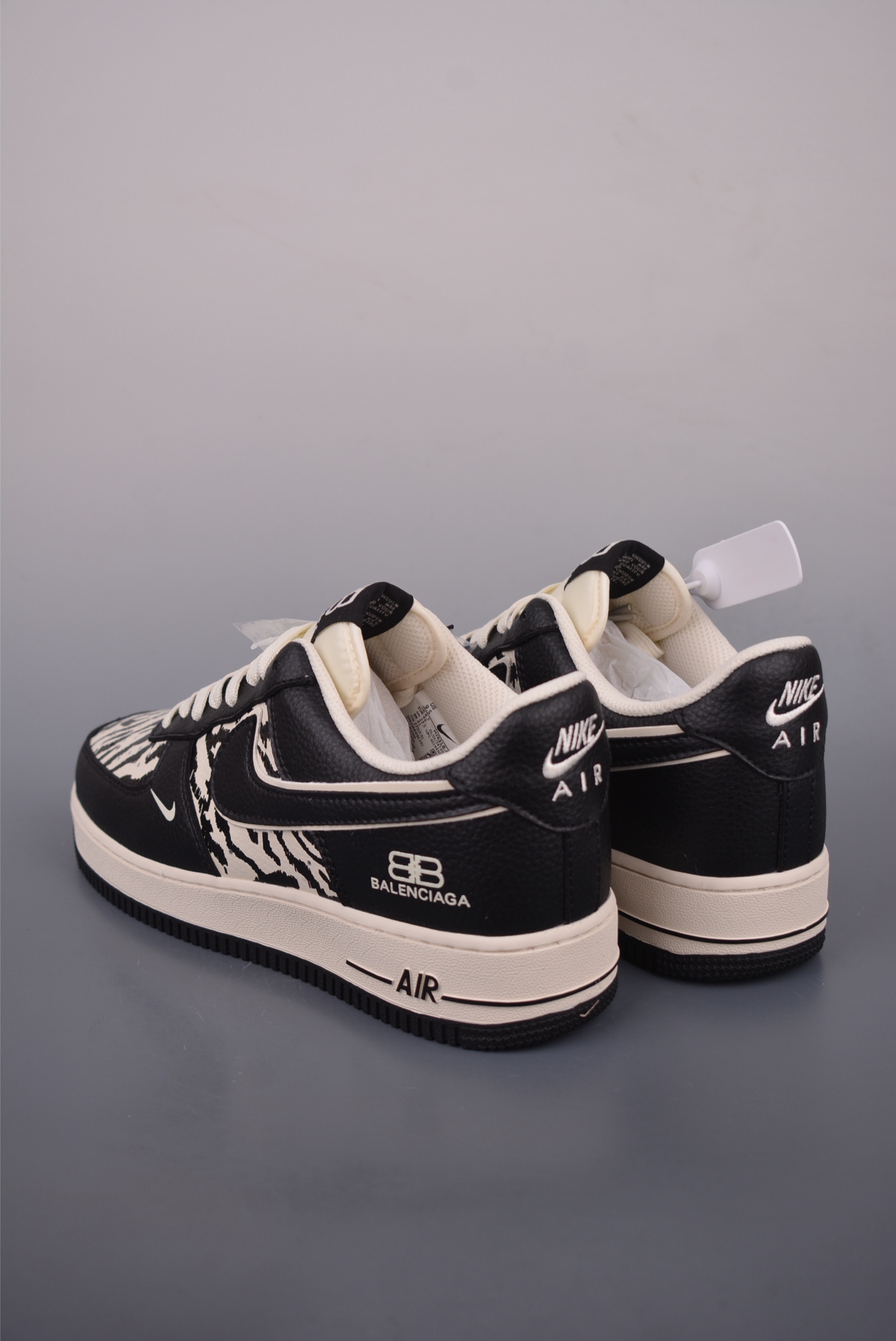 Nike Air Force 1 Low 巴黎世家联名 HJ3318-004