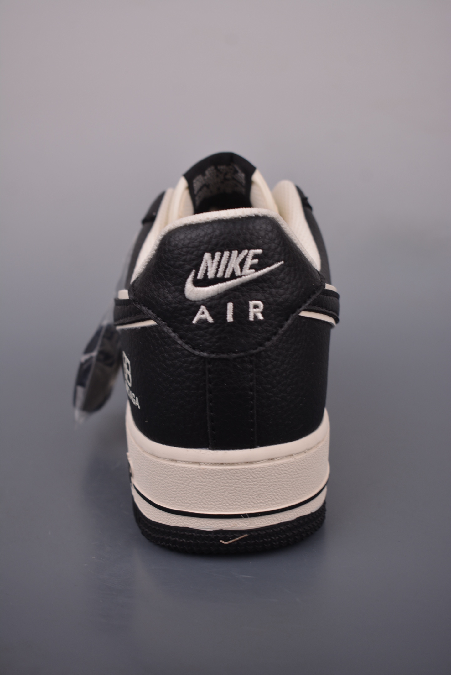 Nike Air Force 1 Low 巴黎世家联名 HJ3318-004