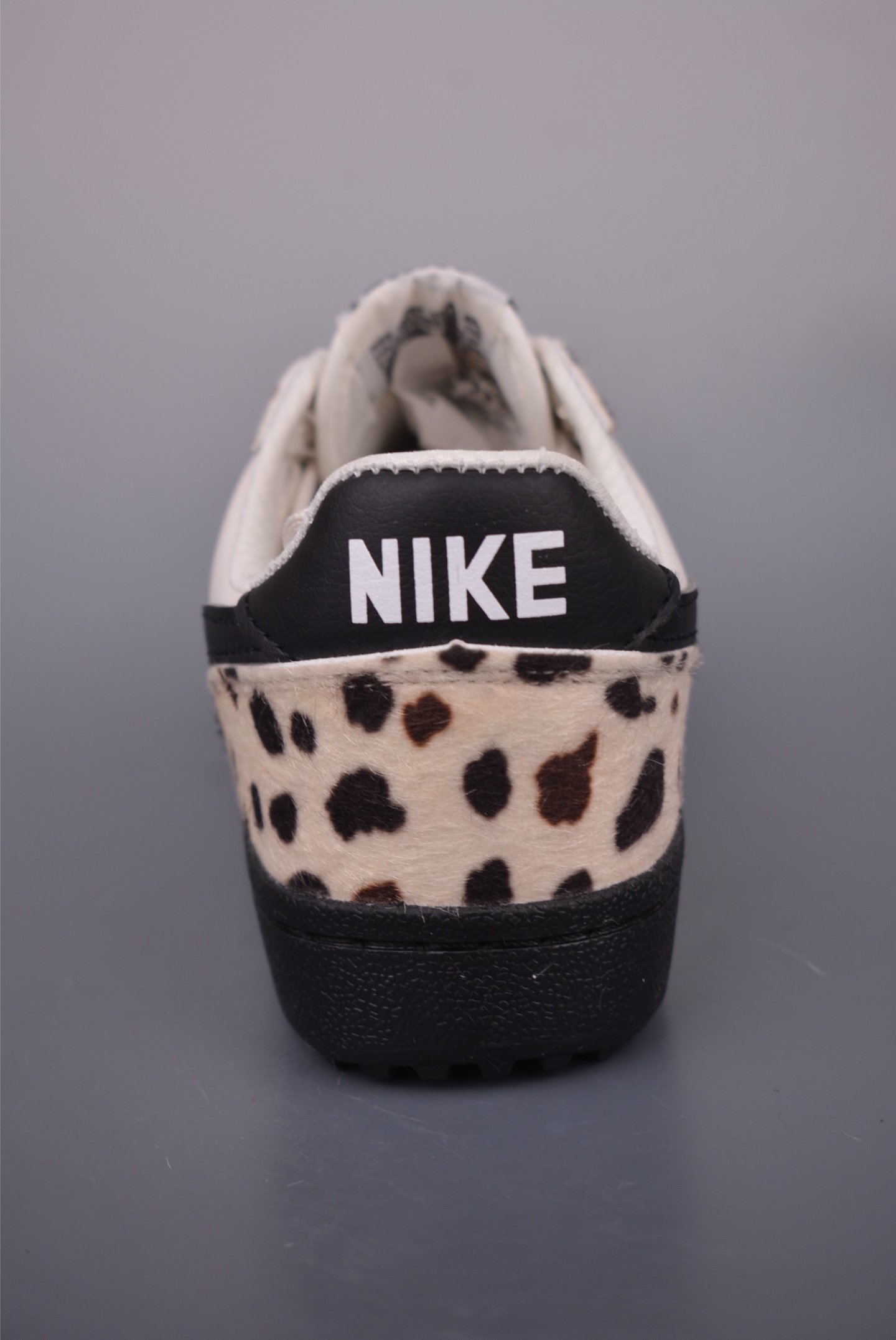 Nike Field General 82: Retro Low-Top Sneakers with a Unique Snake Skin Swoosh 4 i1753908547402 916 0 3
