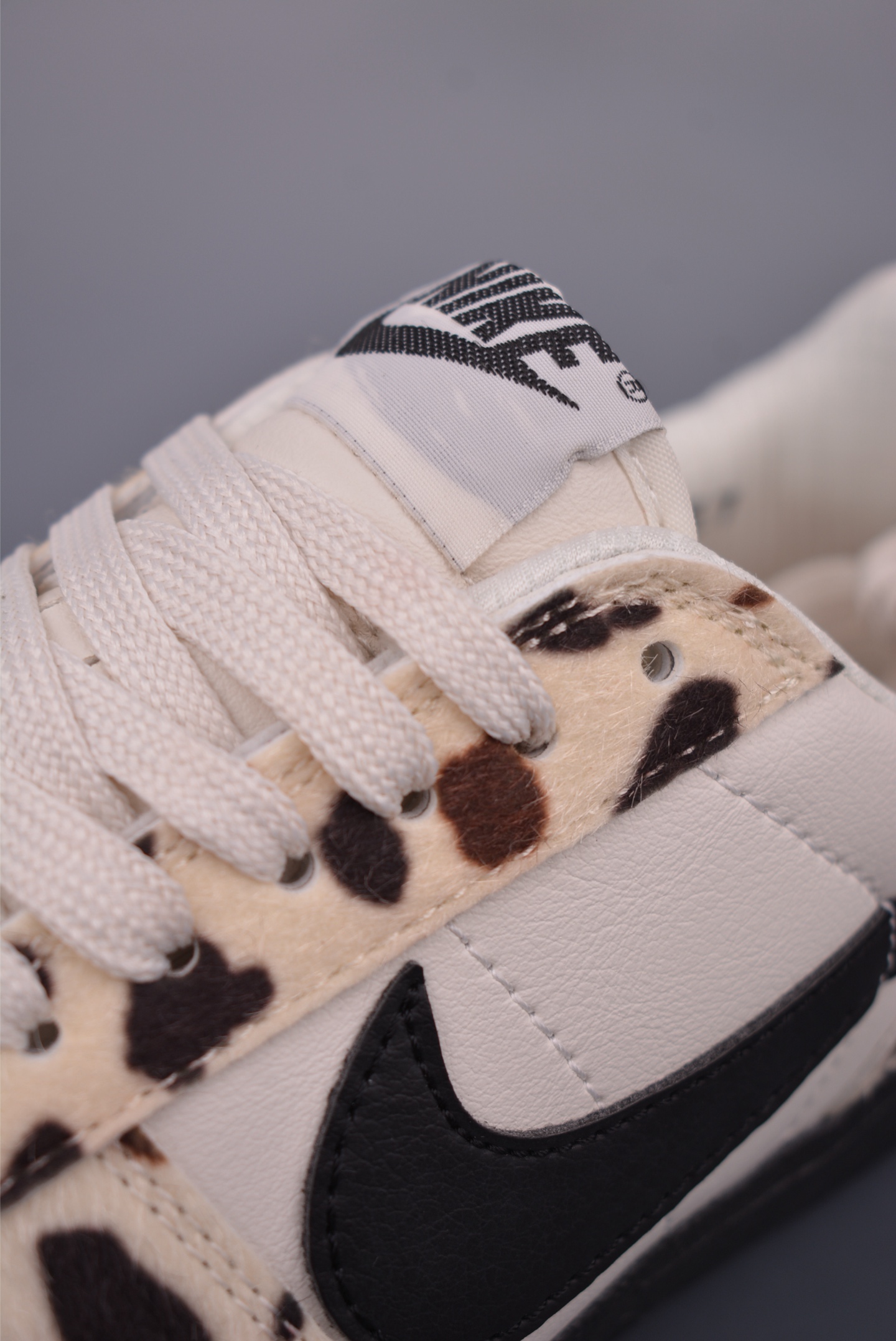 Nike Field General 82: Retro Low-Top Sneakers with a Unique Snake Skin Swoosh 7 i1753908548975 7898 0 6
