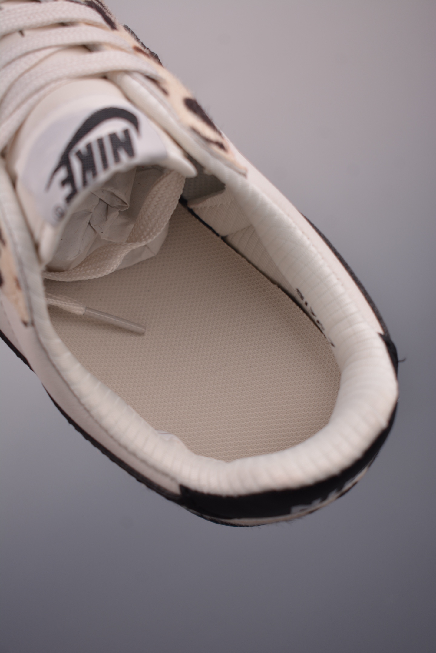 Nike Field General 82: Retro Low-Top Sneakers with a Unique Snake Skin Swoosh 9 i1753908549034 8987 0 8