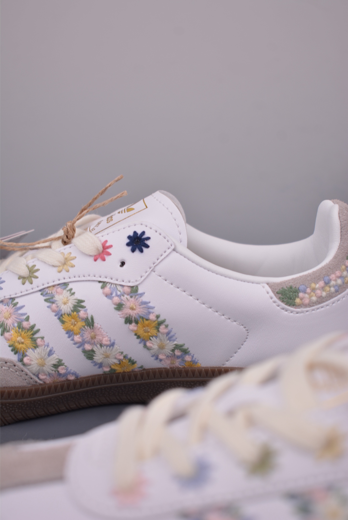 Adidas Samba OG Floral Sneakers - Retro Style, Premium Comfort & Floral Design 8 i1753909774895 7679 0 7