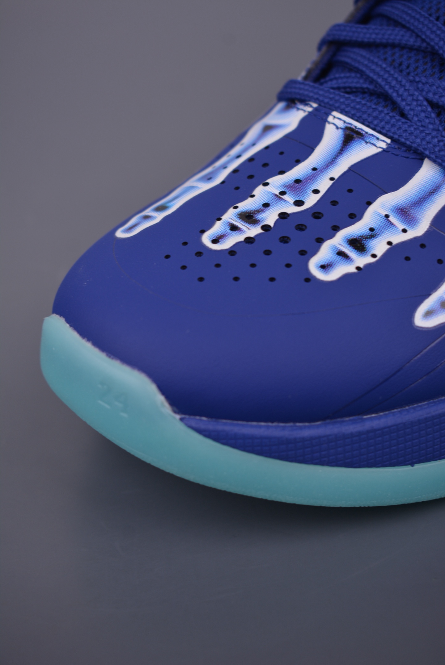 Nike Zoom Kobe 5 'X-Ray' Basketball Shoes - Premium Performance and Style 7 i1753912784252 1644 0 5