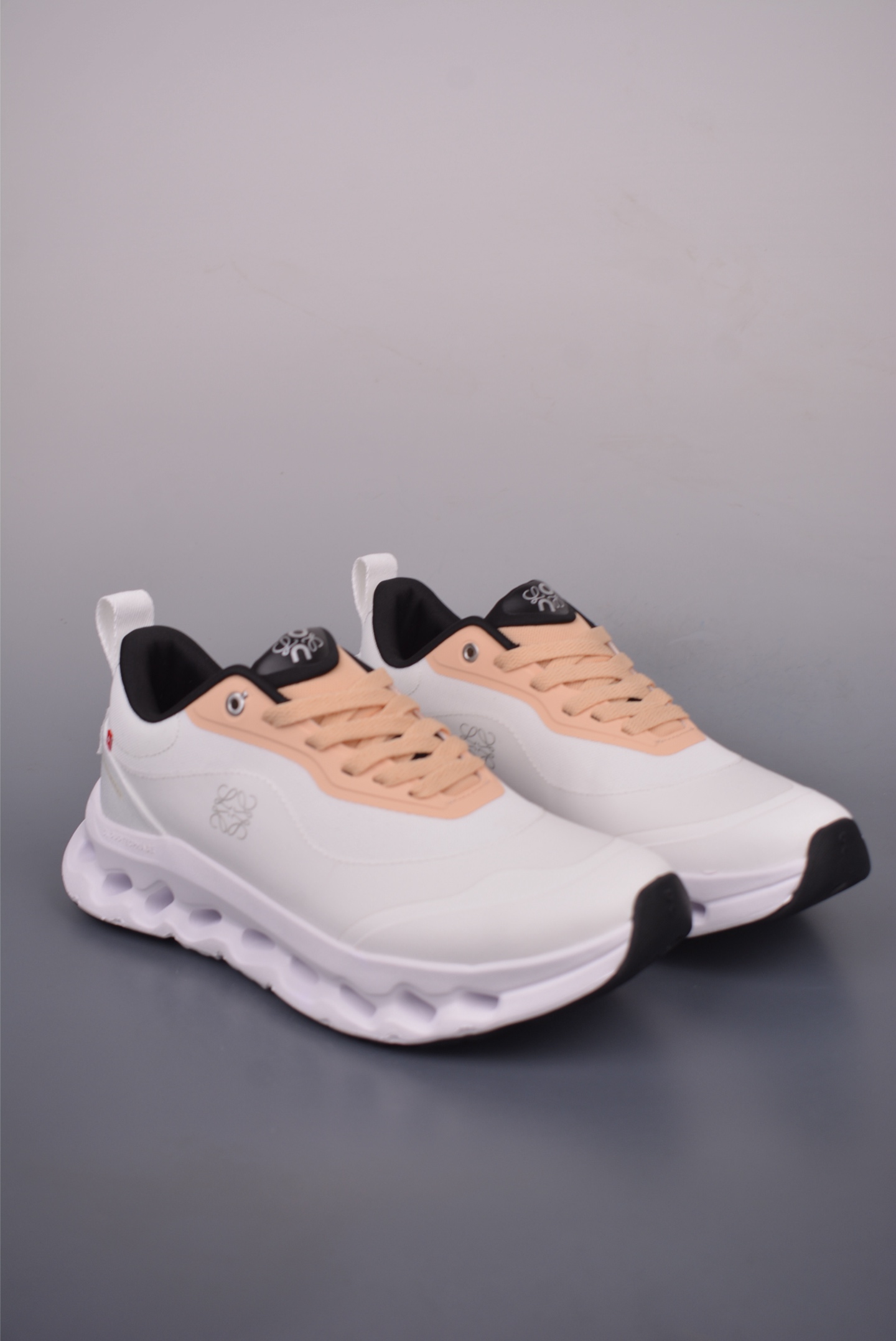 Loewe Cloudtilt 2.0 Outdoor Street Style Running Shoes - Urban Exploration 2 i1753984261470 3512 0 0