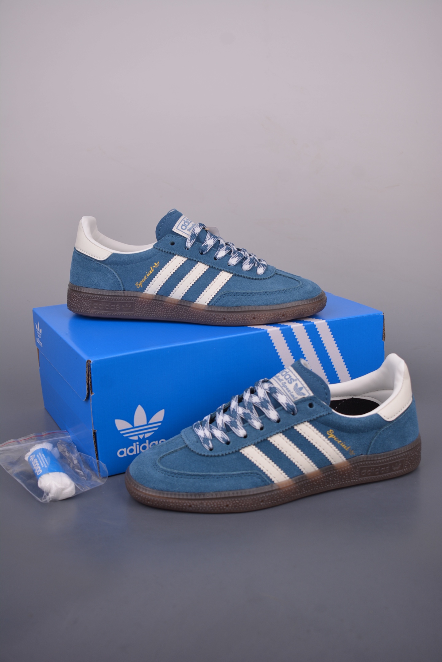 Adidas Handball Spezial Retro Casual Sneakers - Suede Upper, Durable Rubber Sole 6 i1753984373135 887 0 4