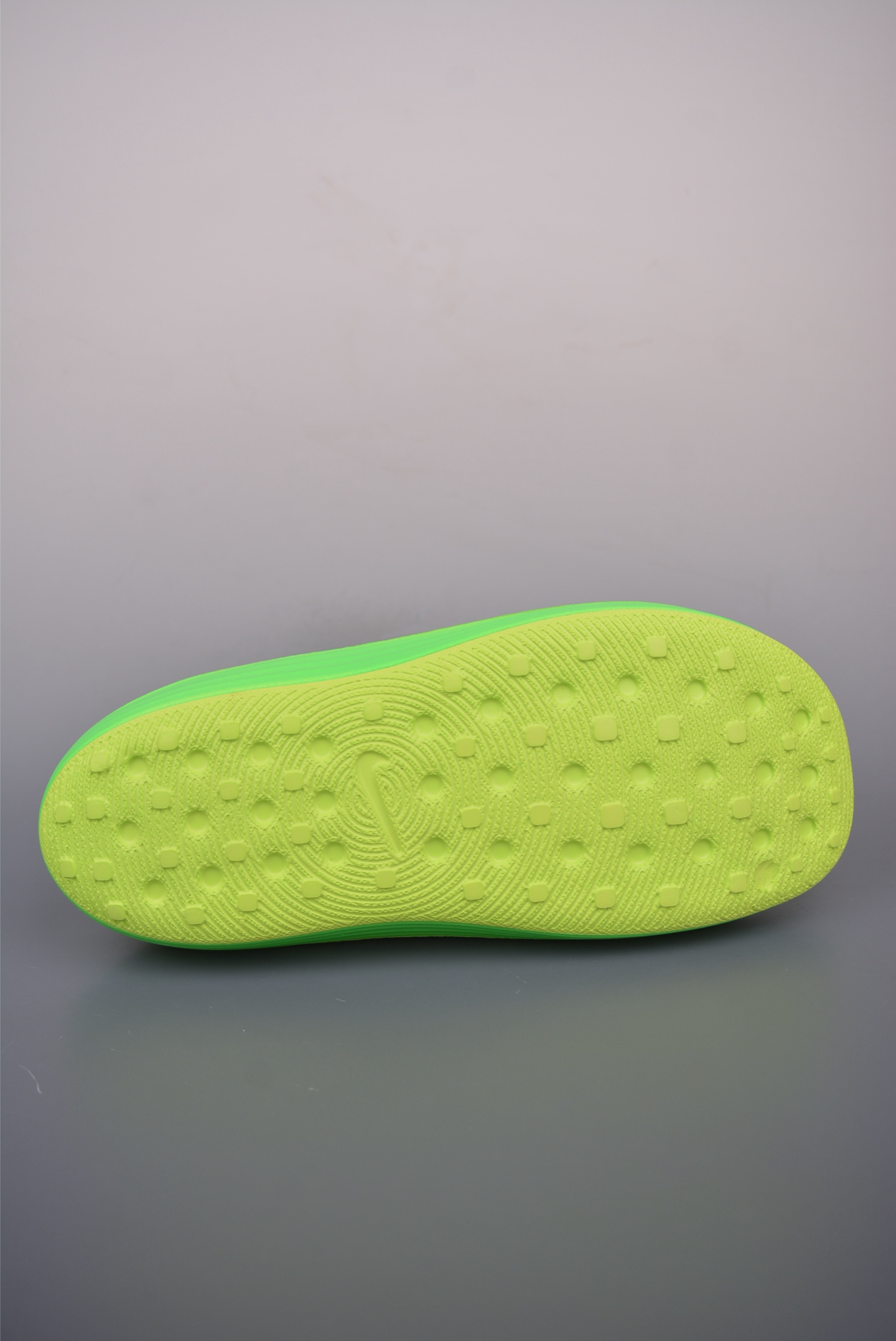 Nike ReactX Rejuven8 Slides: Summer Comfort and Style in One Lightweight Sandal 3 i1753984456696 5671 0 2