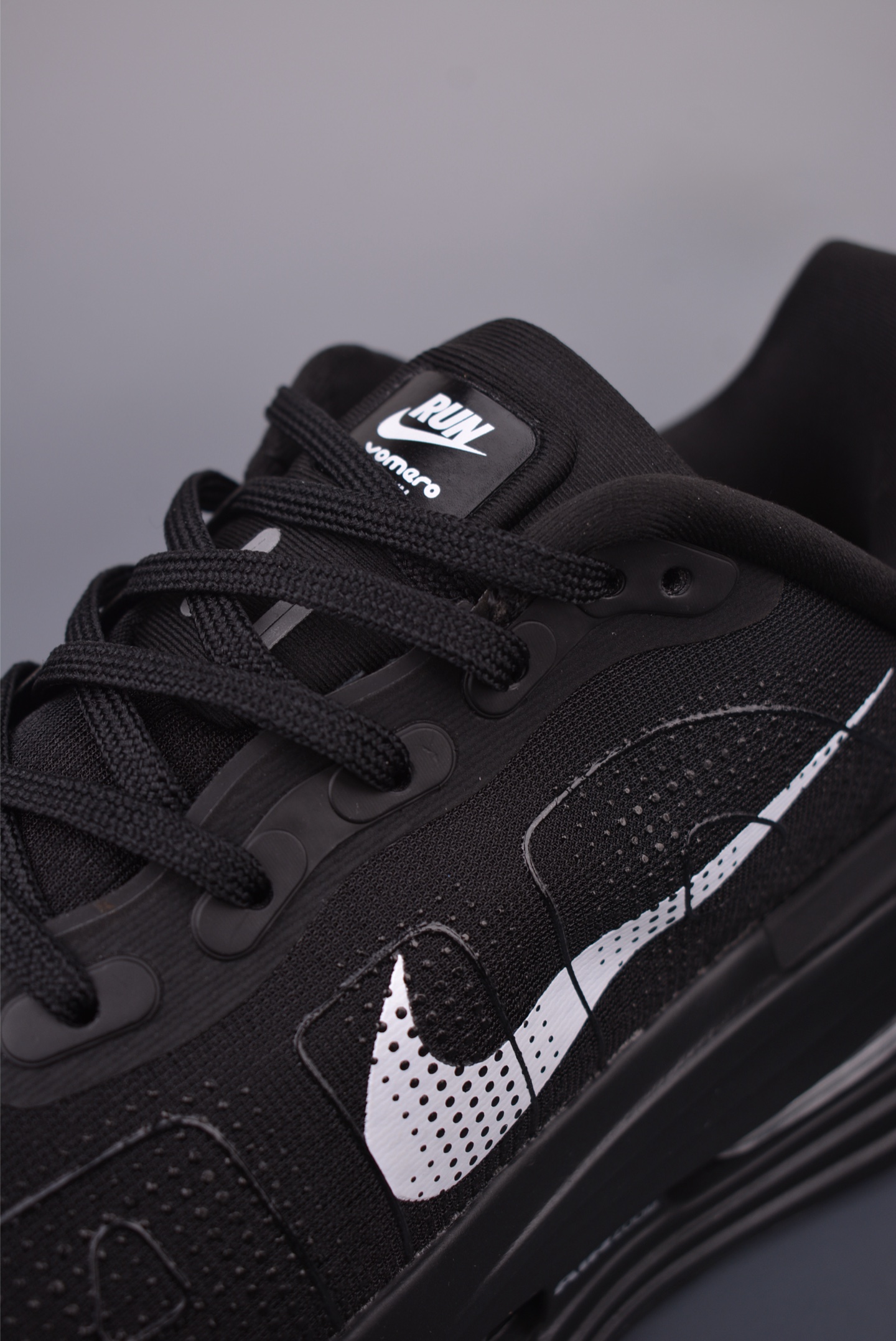 Nike Vomero Premium Air Cushion Running Shoes - Comfortable, Stylish, Durable 8 i1753984545835 2702 0 6