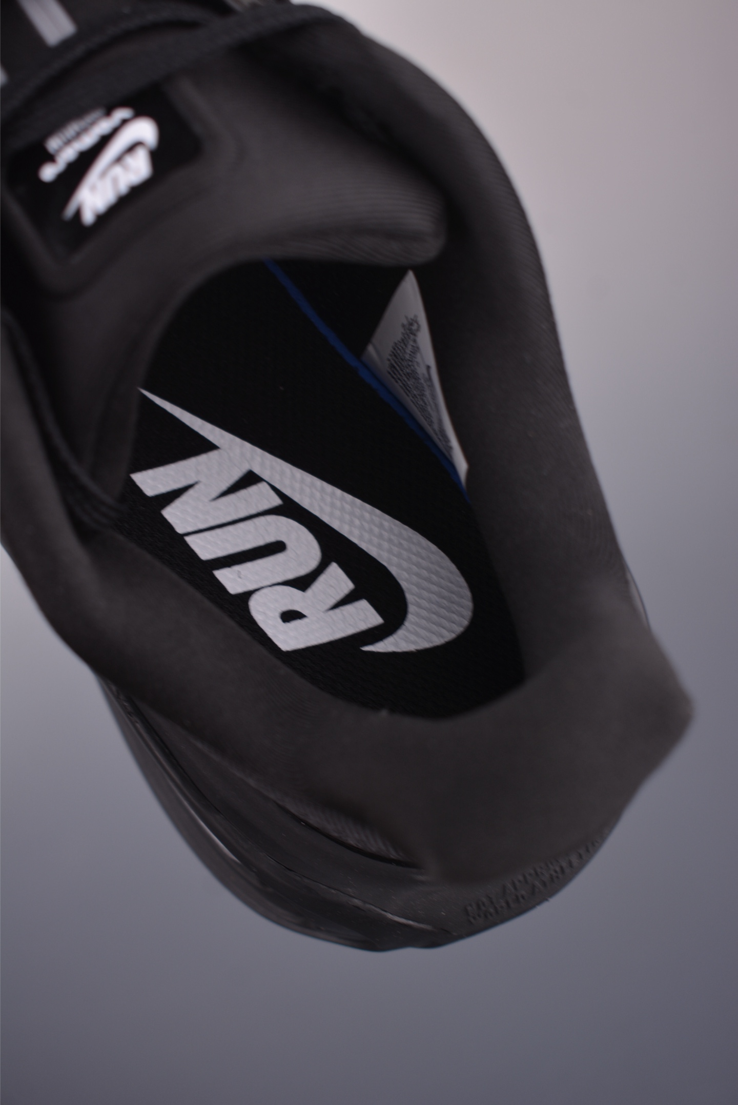 Nike Vomero Premium Air Cushion Running Shoes - Comfortable, Stylish, Durable 10 i1753984552235 3823 0 8