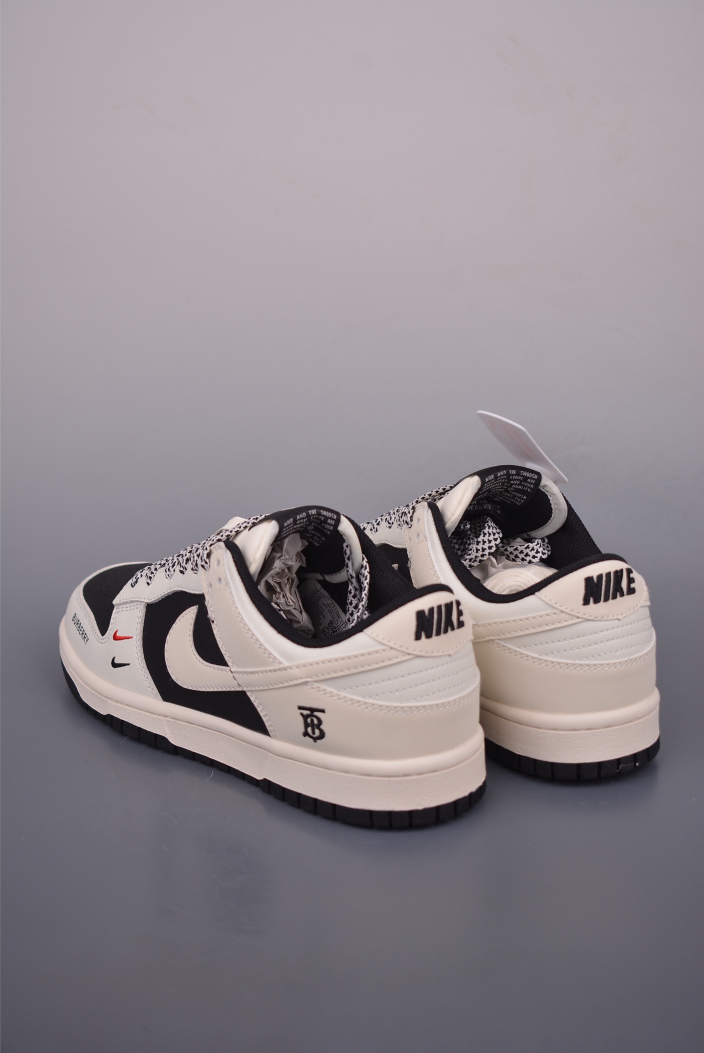 Nike SB Dunk Low Custom Sneakers - Stylish Design, Comfortable Fit 3 i1753984927567 3427 0 1