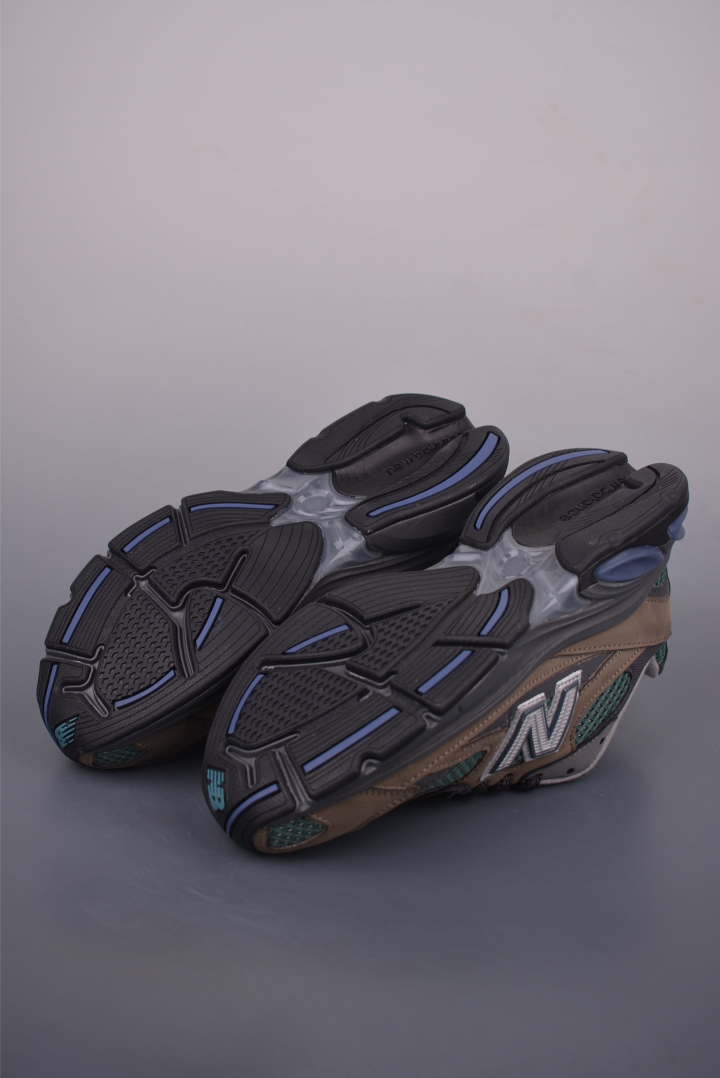New Balance 2010 Series Retro Casual Sneakers - Classic Style & Modern Comfort 3 i1753985162232 8384 0 2