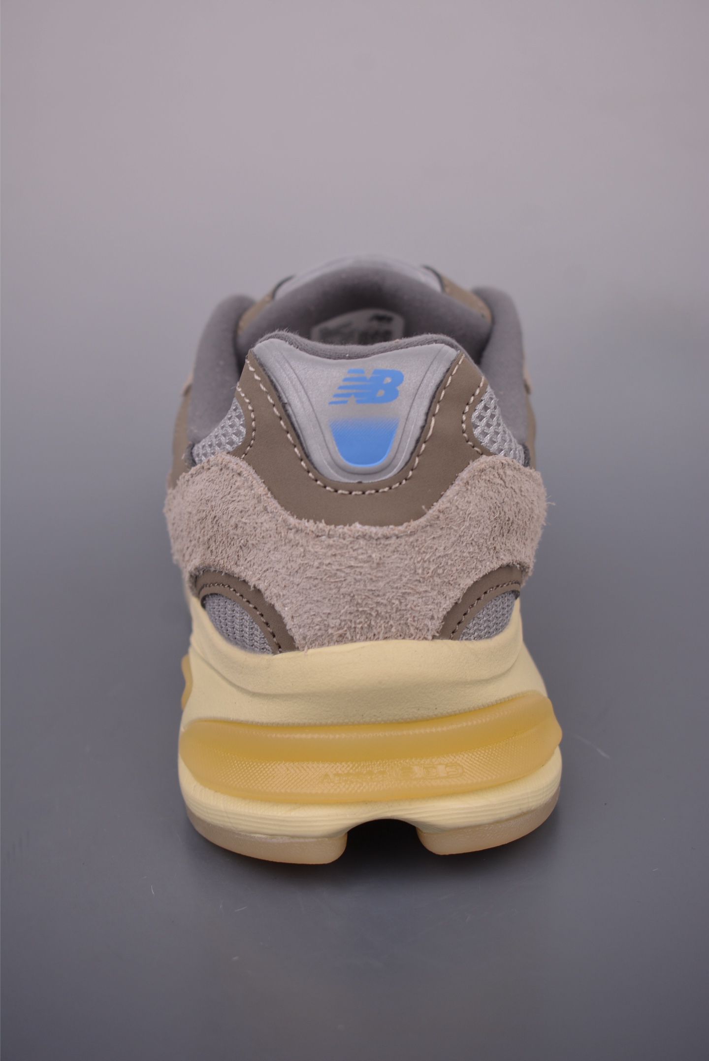 New Balance 2010 Series Retro Casual Sneakers with Suede and Mesh Upper 4 i1753985183887 5692 0 3