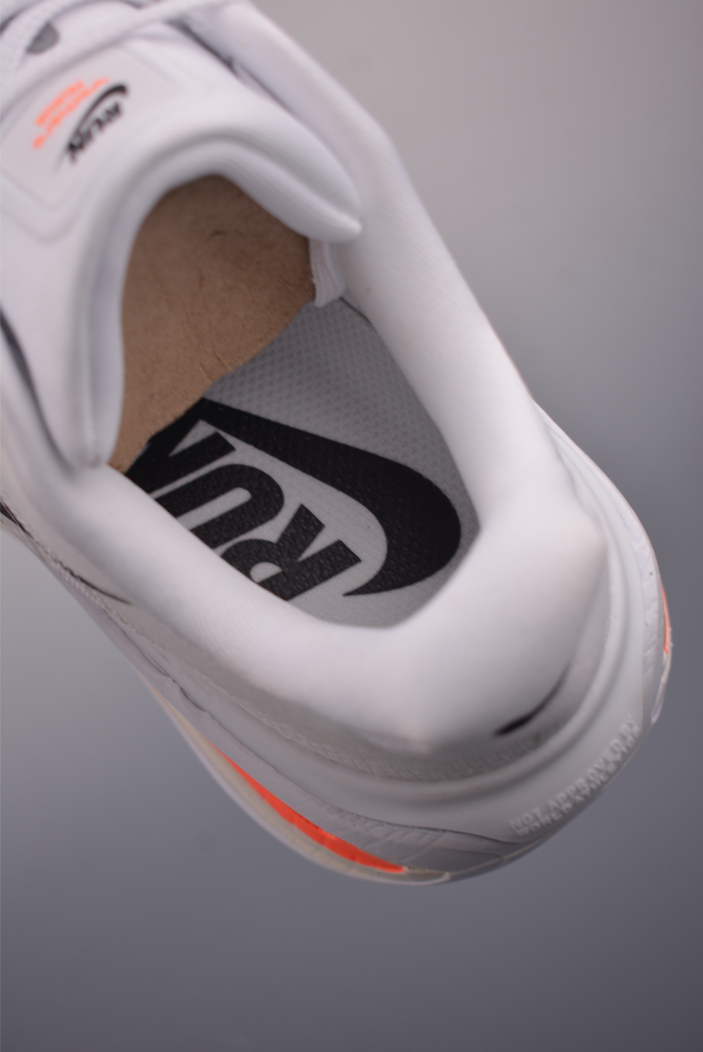 Nike Vomero Premium Air Cushion Running Shoes - Comfortable, Durable, and Stylish 9 i1754073433688 2354 0 8
