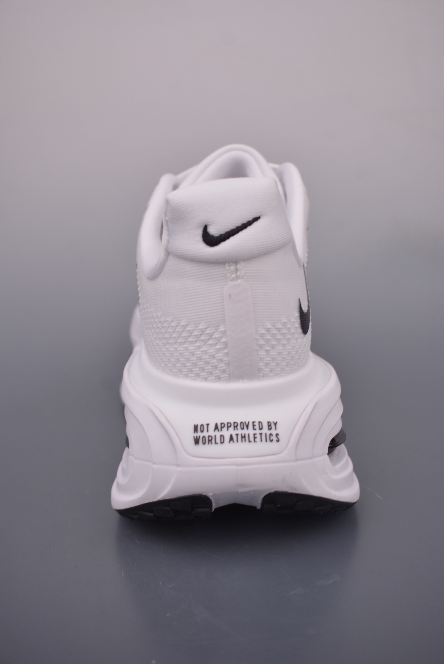 Nike Vomero Premium Air Cushion Running Shoes - Comfortable, Durable, and Stylish 5 i1754073451943 4666 0 3