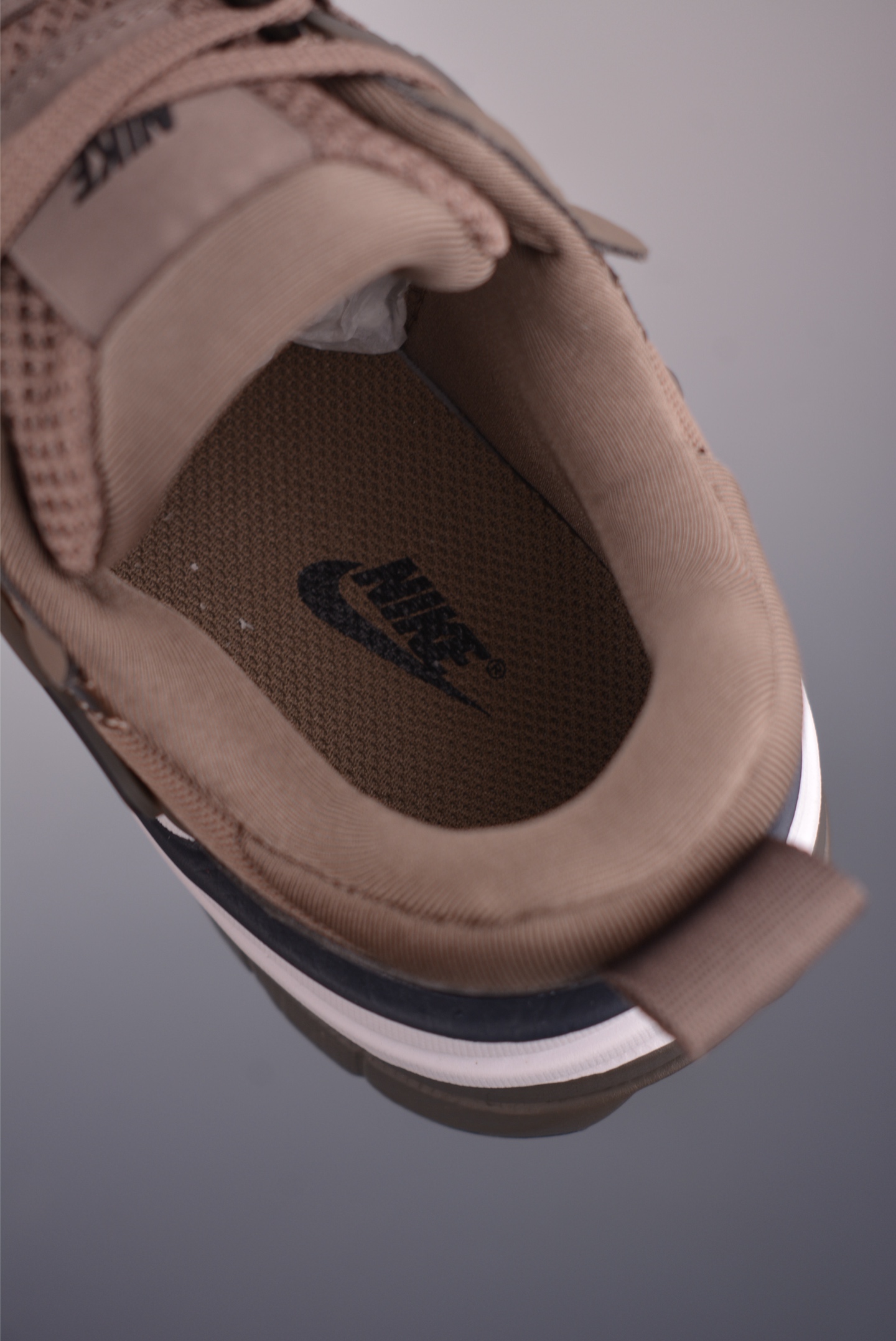 Nike V2K Runtekk Low-Top Running Shoes - Retro Style, Cushioned Comfort 10 i1754080567489 3114 0 8