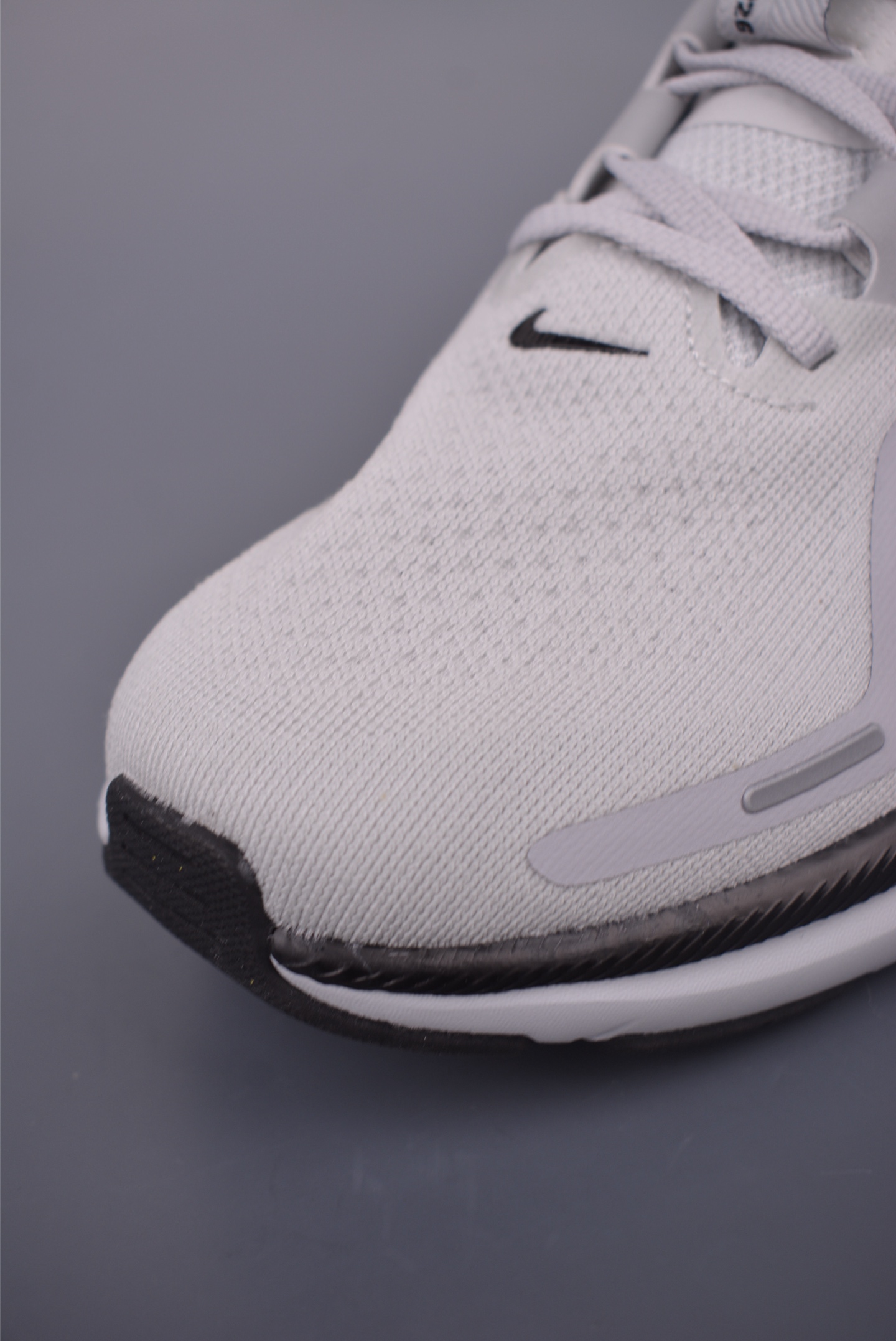 Nike Air Structure 26 Running Shoes with Zoom Cushioning Technology 7 i1754080621774 9148 0 5
