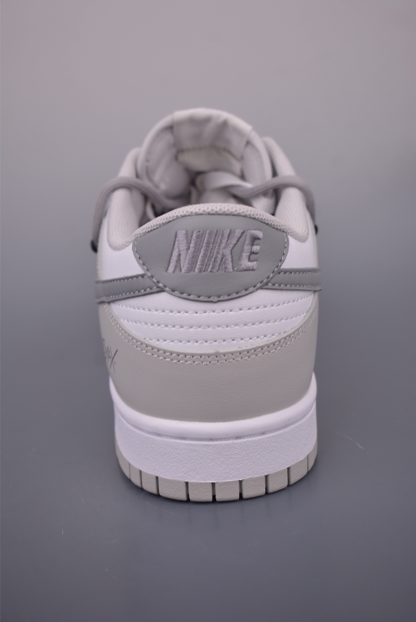 Nike SB Dunk Low Gray White Deconstructed Lace-Up Sneakers - Premium Quality 4 i1754081665785 4365 0 3
