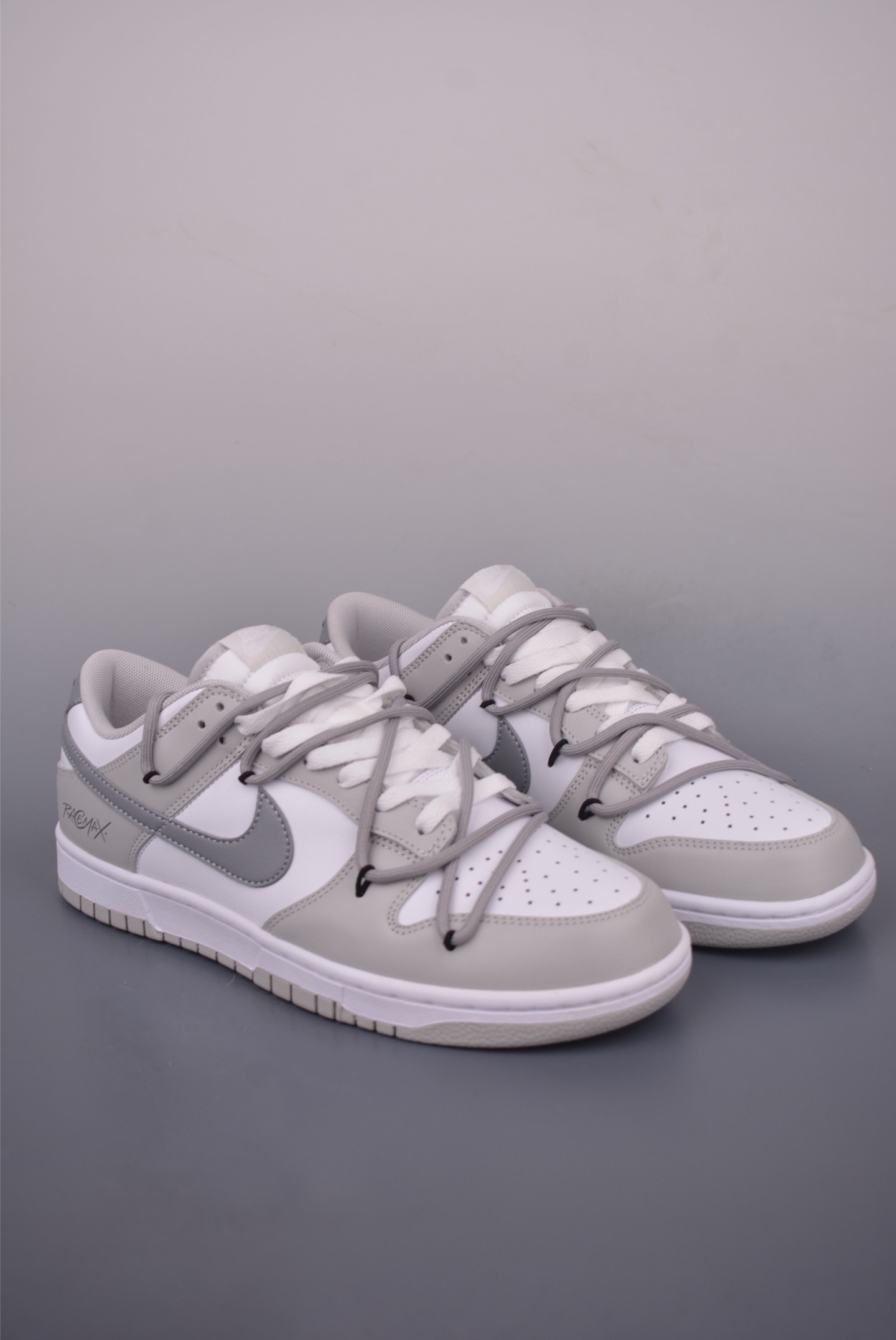 Nike SB Dunk Low Gray White Deconstructed Lace-Up Sneakers - Premium Quality 1 i1754081665856 8526 0 0