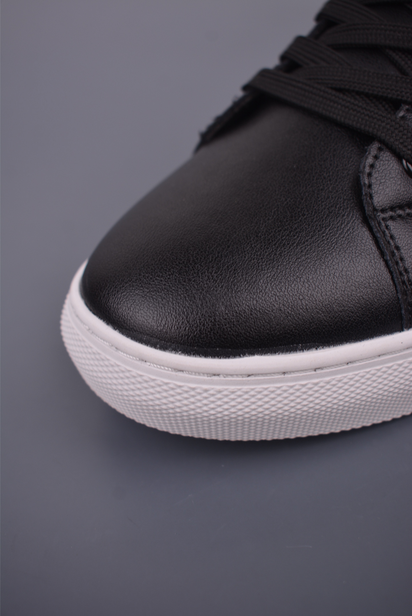 Dior CD1 Low-Top Sneakers - Breathable Mesh, Lightweight Rubber Sole, Stylish 6 i1754083901379 4021 0 5