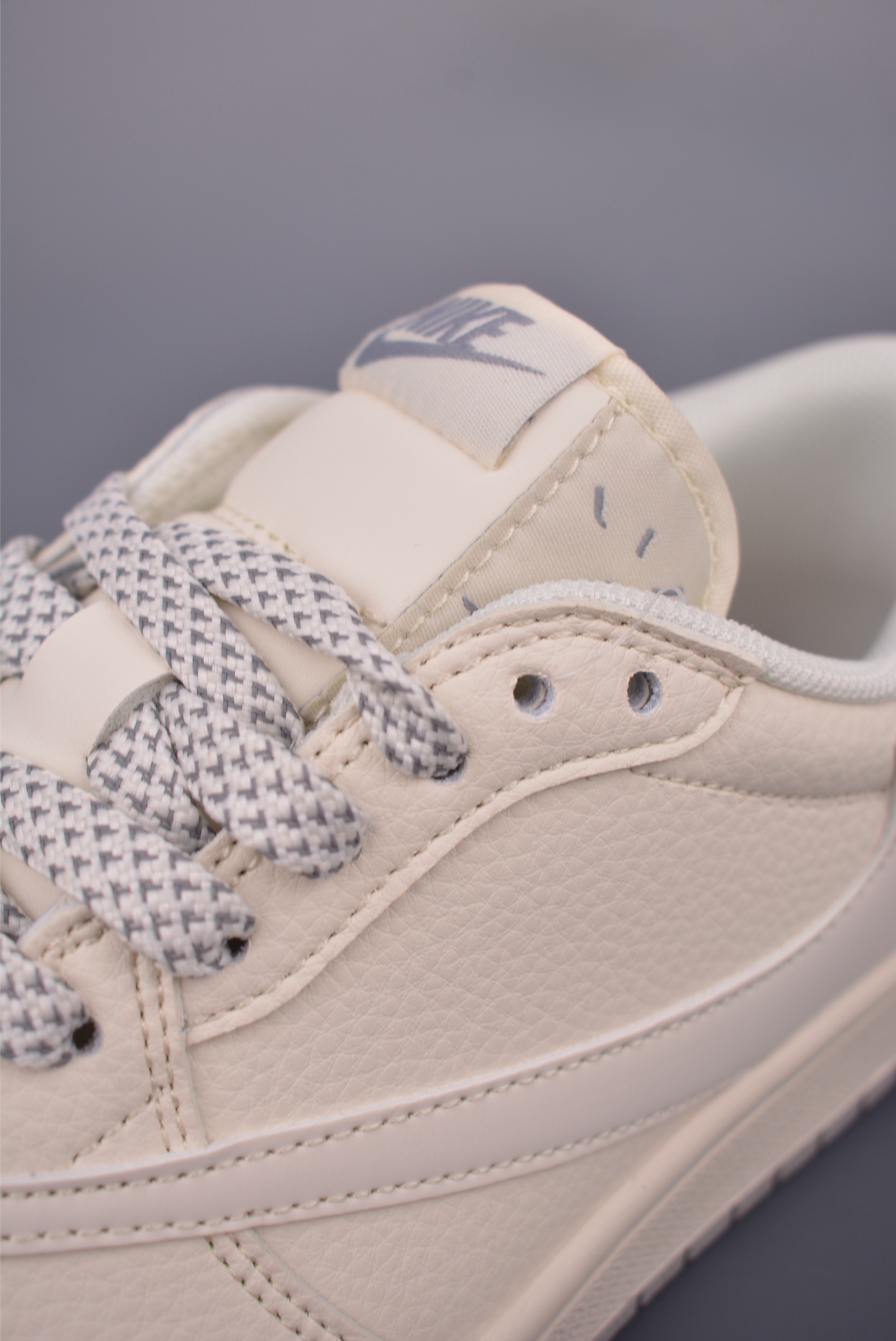 Fragment x Travis Scott Air Jordan 1 Low Collab Sneakers - Limited Edition 8 i1754083954618 5969 0 6
