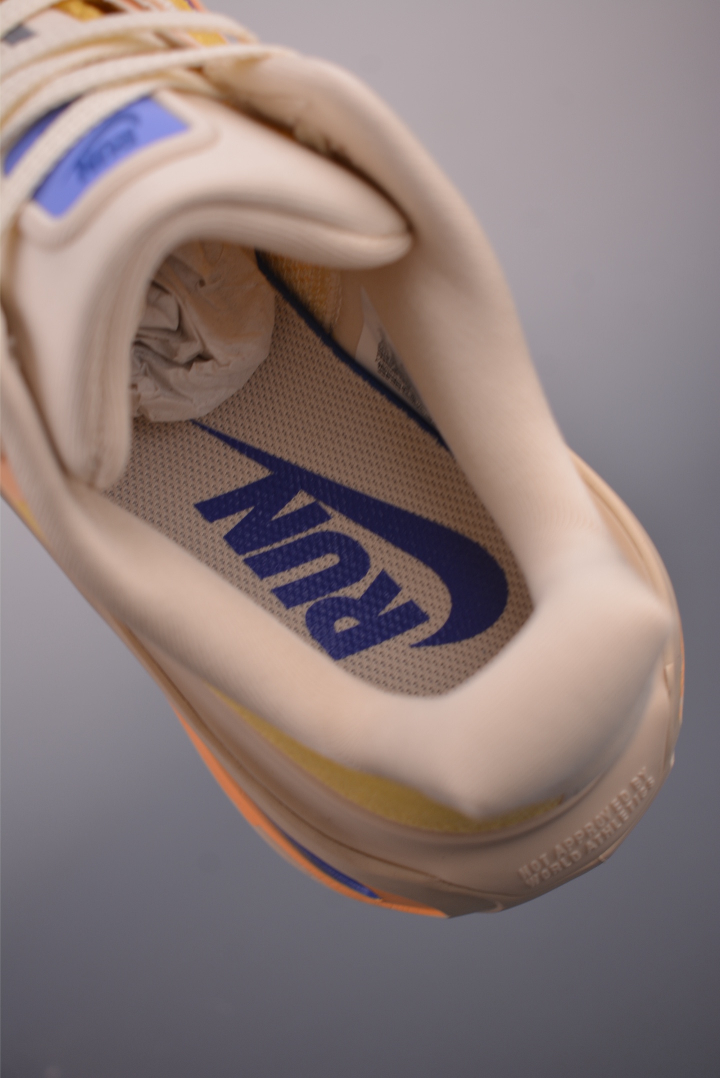 Nike Vomero Premium Air Cushion Running Shoes - Comfortable, Durable, Stylish 9 i1754164267256 5388 0 7
