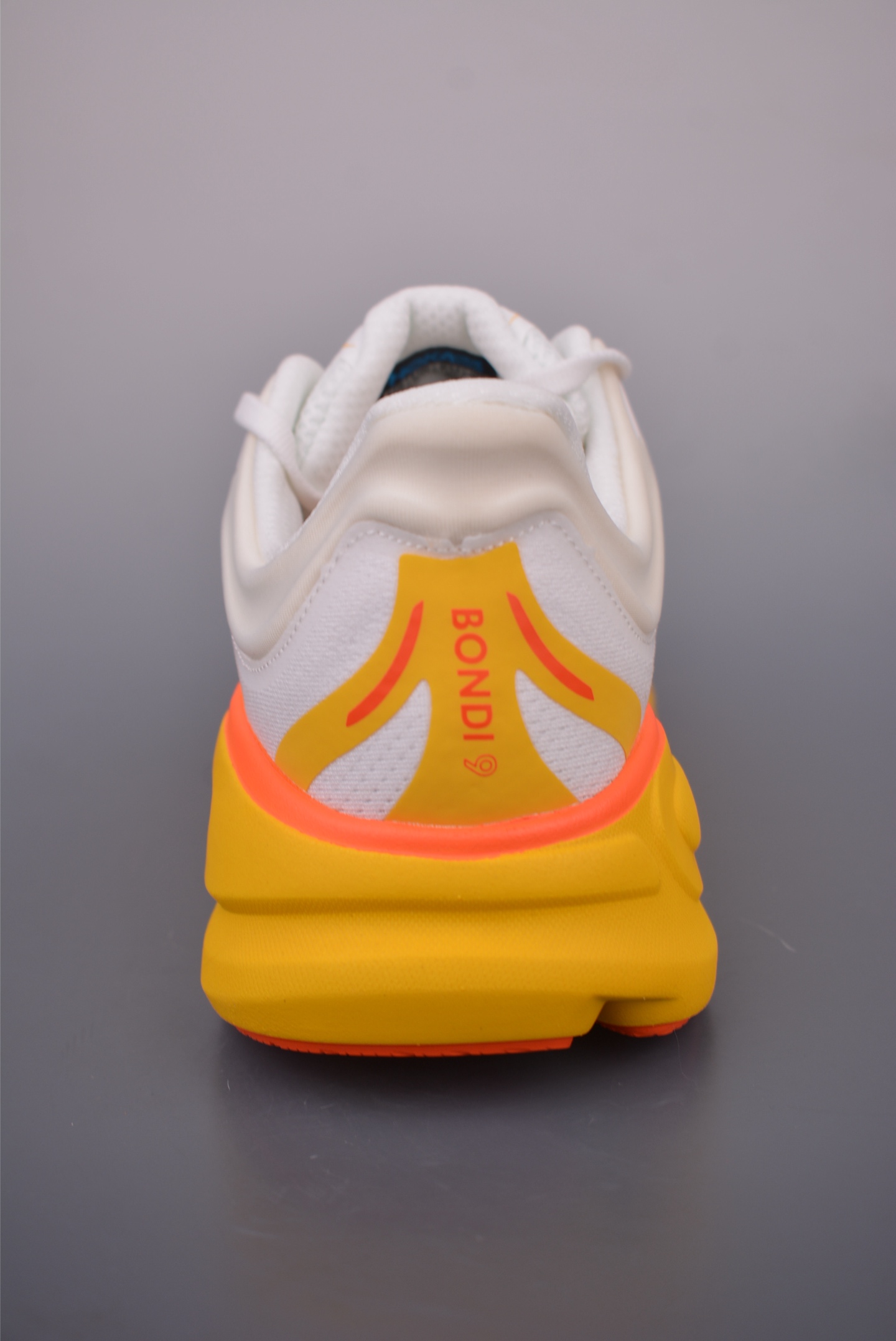 Hoka One One Bondi 9 Wide: Comfort, Cushioning, and Durable Running Shoes 5 i1754164491761 2590 0 3