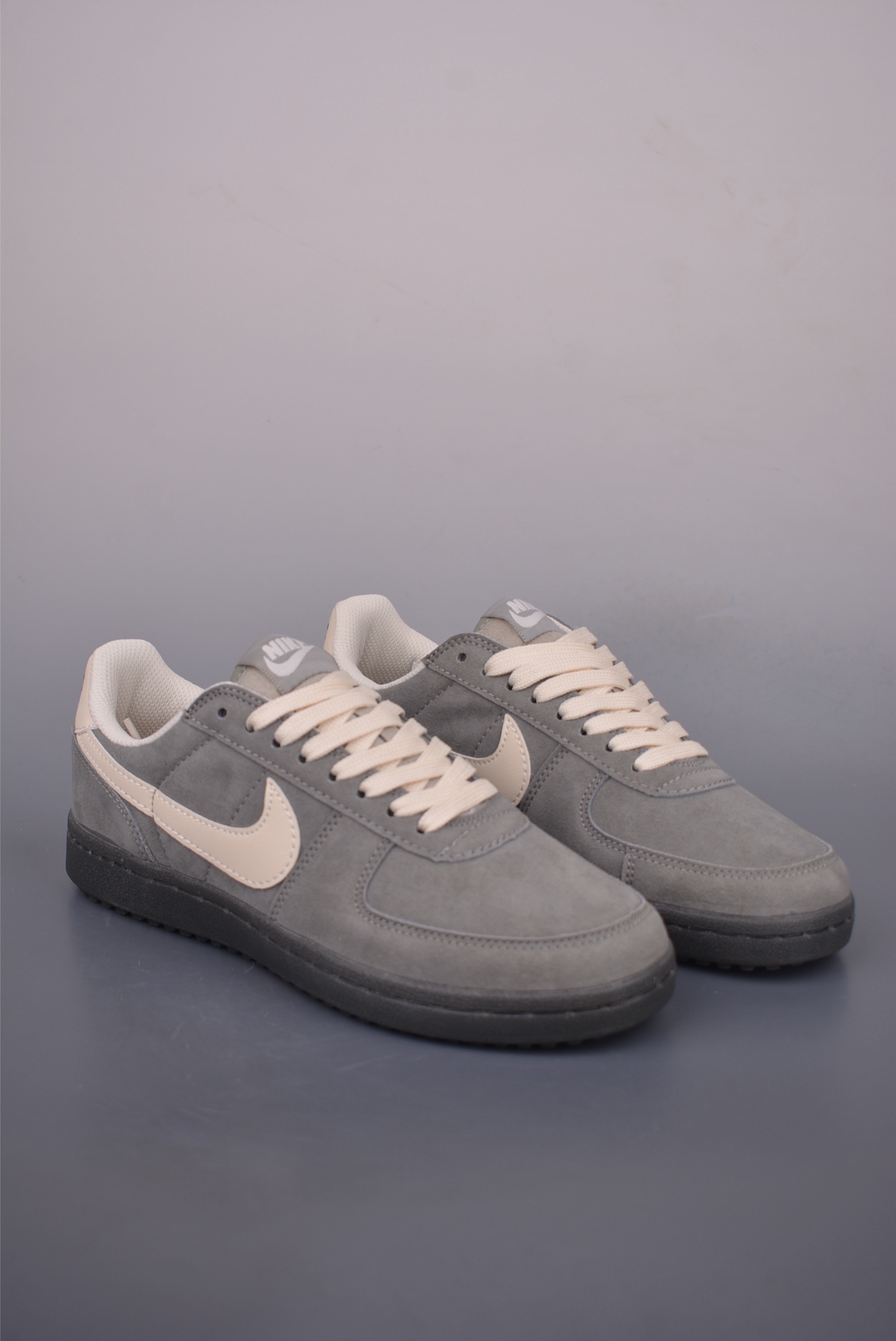 Nike Field General 82: Retro Style, Everyday Comfort, Versatile Low-Top Sneakers 2 i1754165602183 8519 0 0