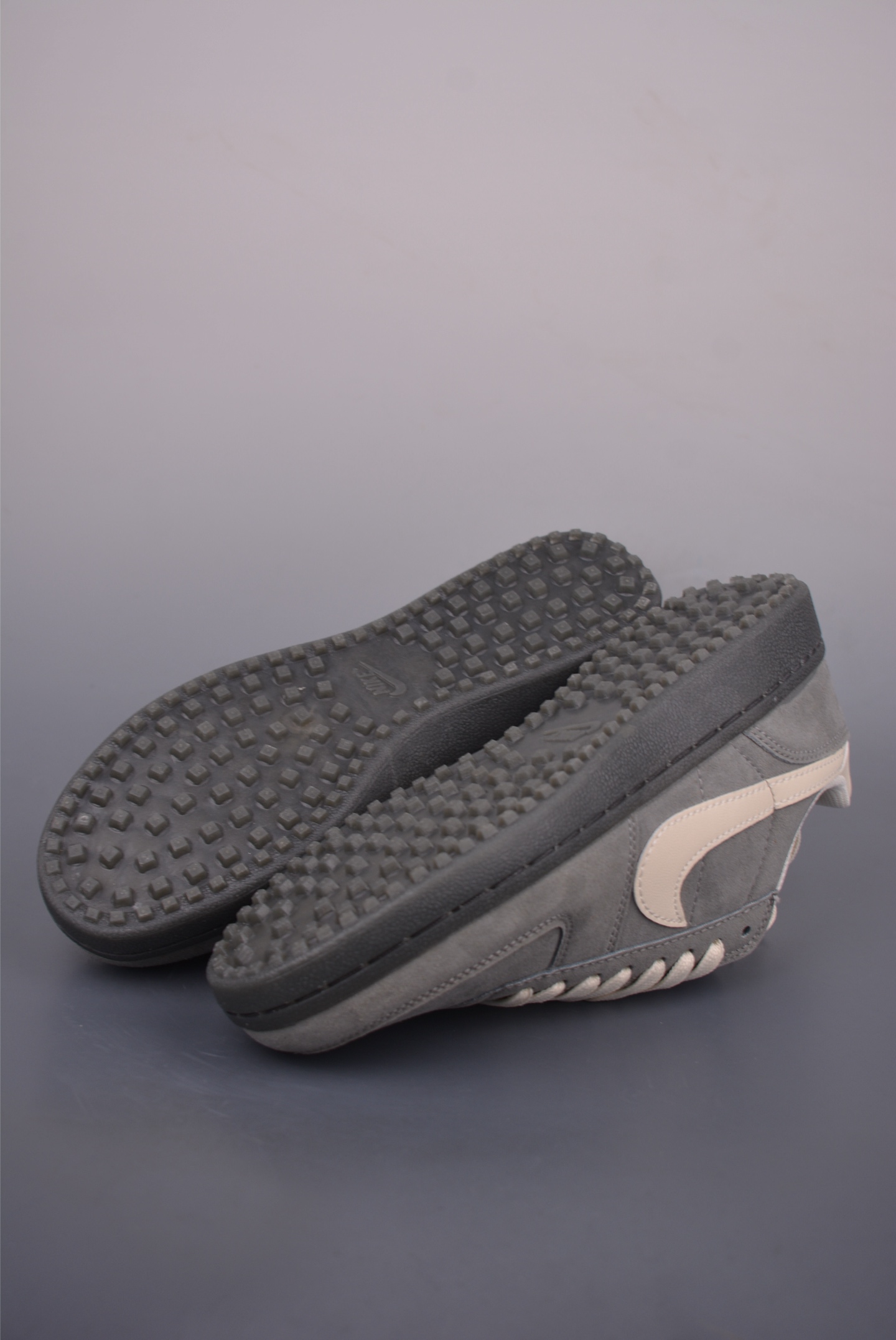 Nike Field General 82: Retro Style, Everyday Comfort, Versatile Low-Top Sneakers 4 i1754165604126 4473 0 2