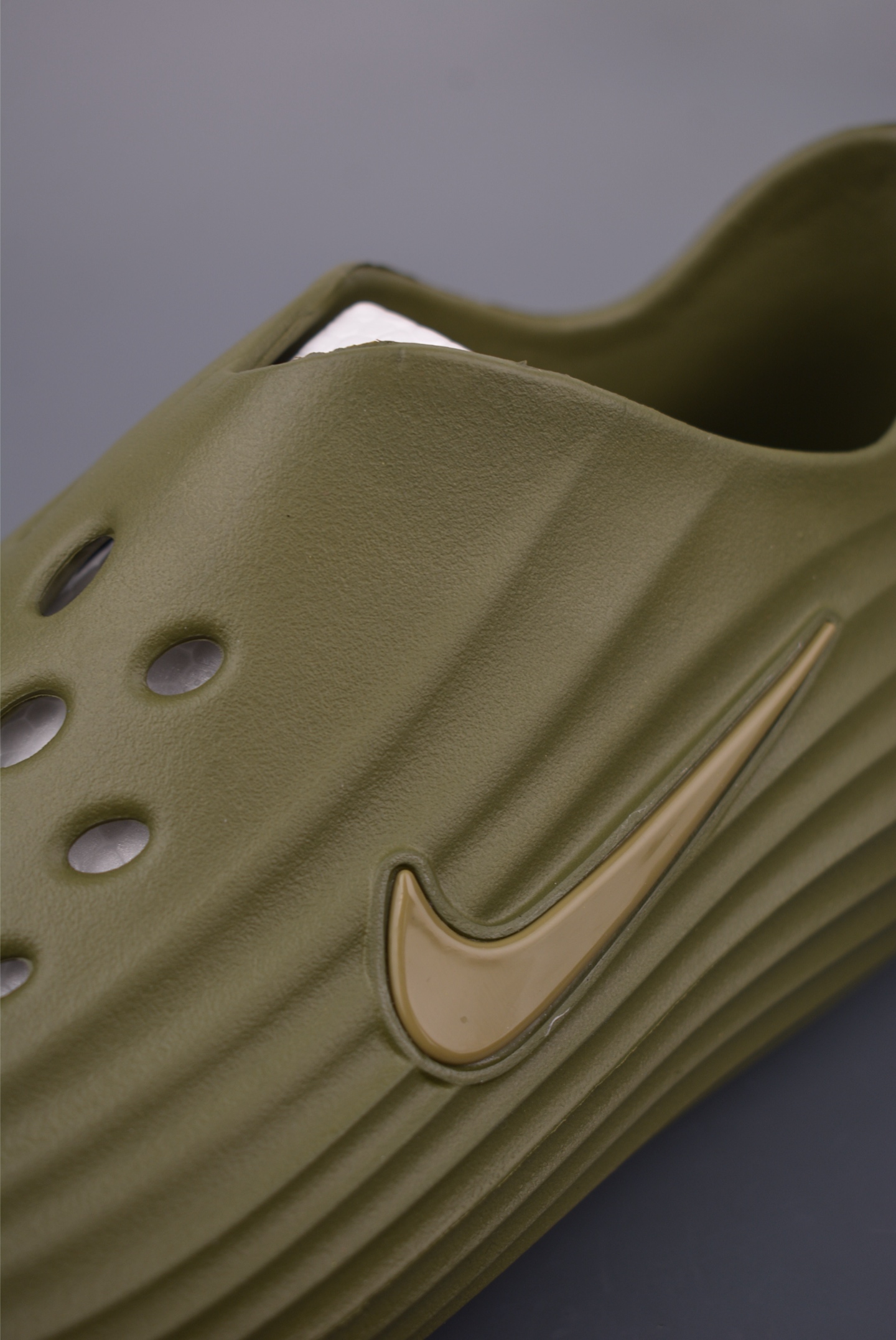 Nike ReactX Rejuven8 Olive Green Sandals: Exceptional Comfort for Summer 7 i1754165670955 9772 0 1
