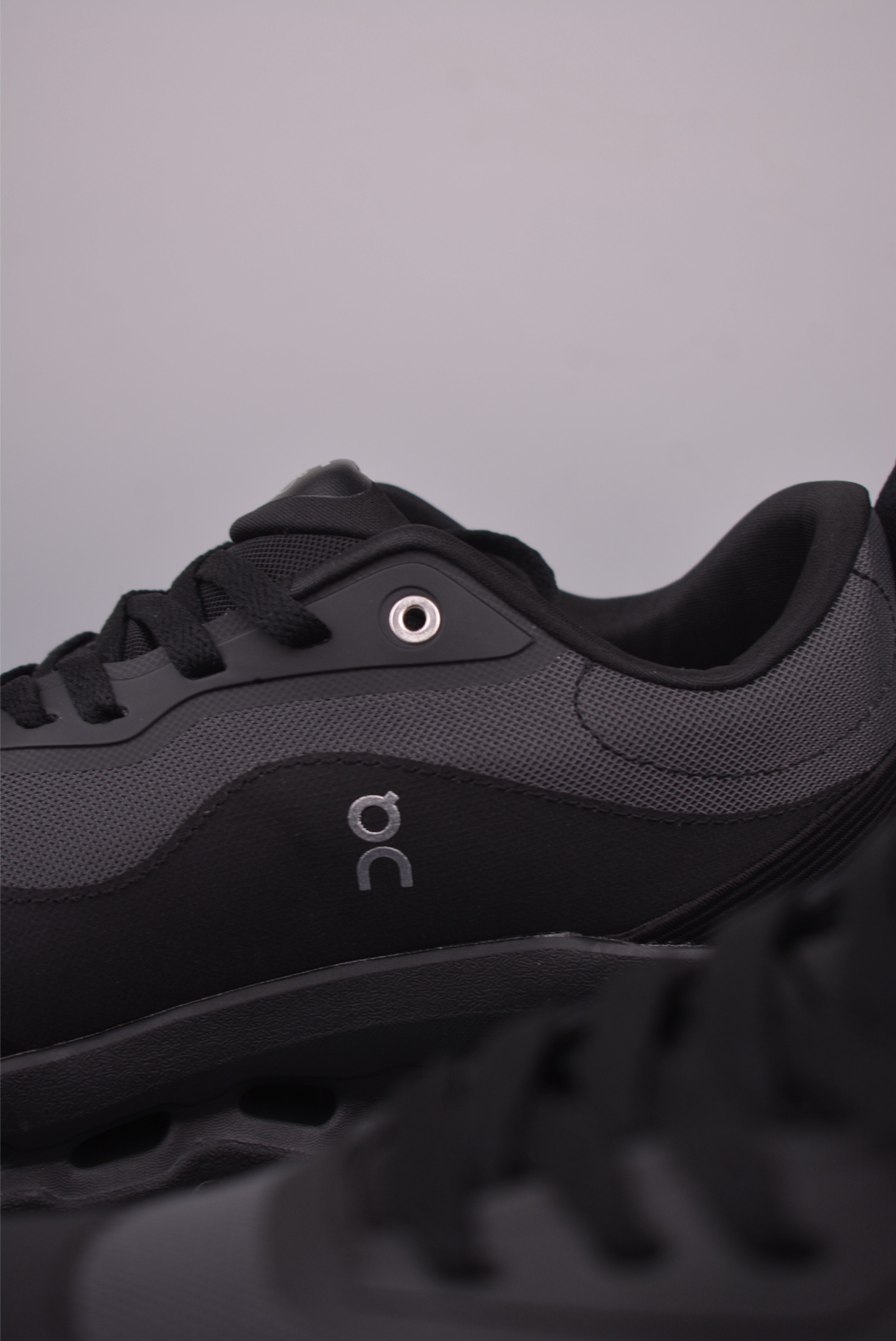 Loewe Cloudtilt 2.0 Outdoor Street Style Running Shoes - Black 8 i1754165798869 7133 0 7