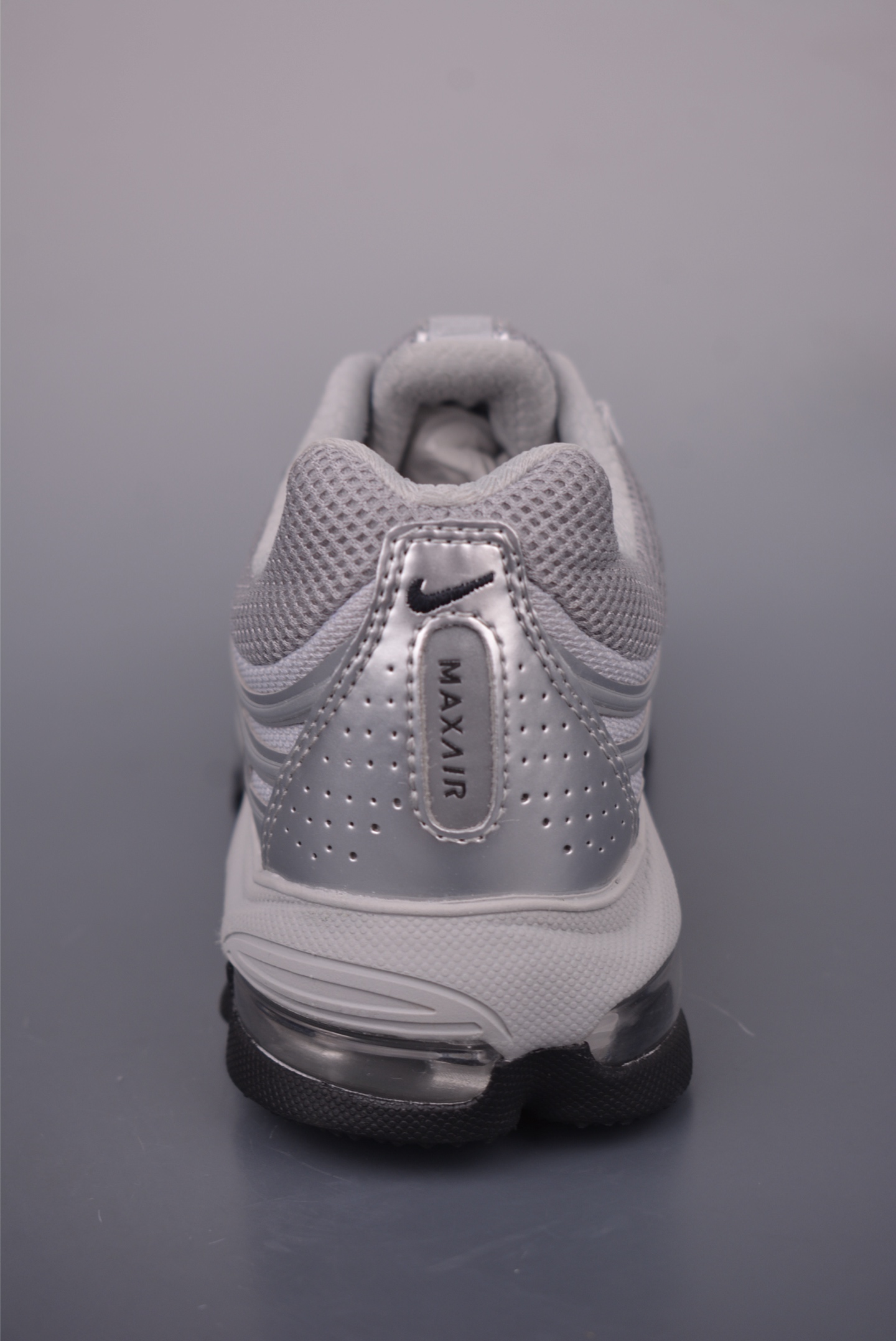 Comme Des Garcons Homme Plus x Nike Air Max TL 2.5 CDG Play Sneakers 5 i1754166234686 4673 0 3