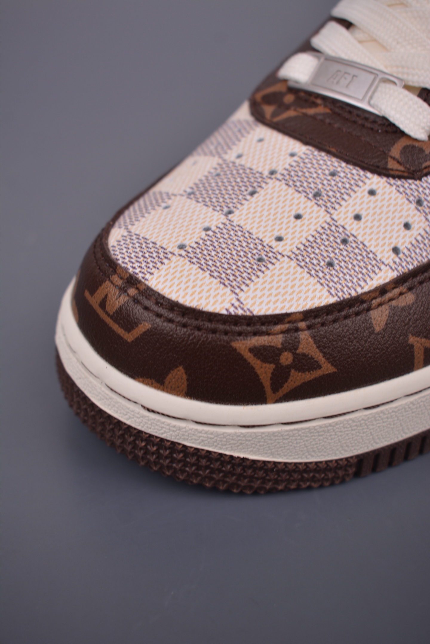 Nike Air Force 1 Low Louis Vuitton: Premium Comfort and Iconic Style 7 i1754166325868 1000 0 5