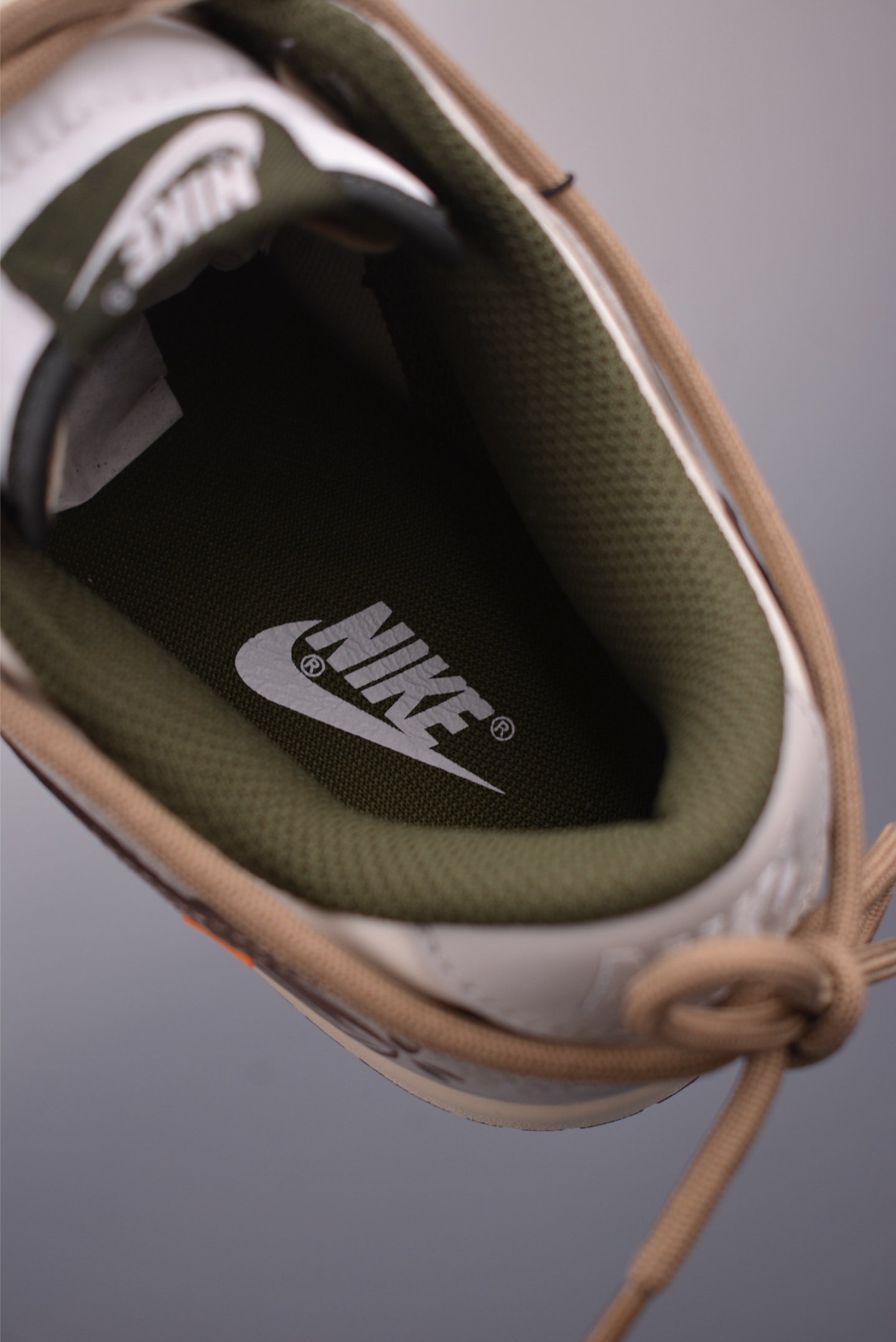 Nike SB Dunk Low Mocha Feather Deconstructed Lace-Up Sneakers HF5441-102 10 i1754171333027 4236 0 8
