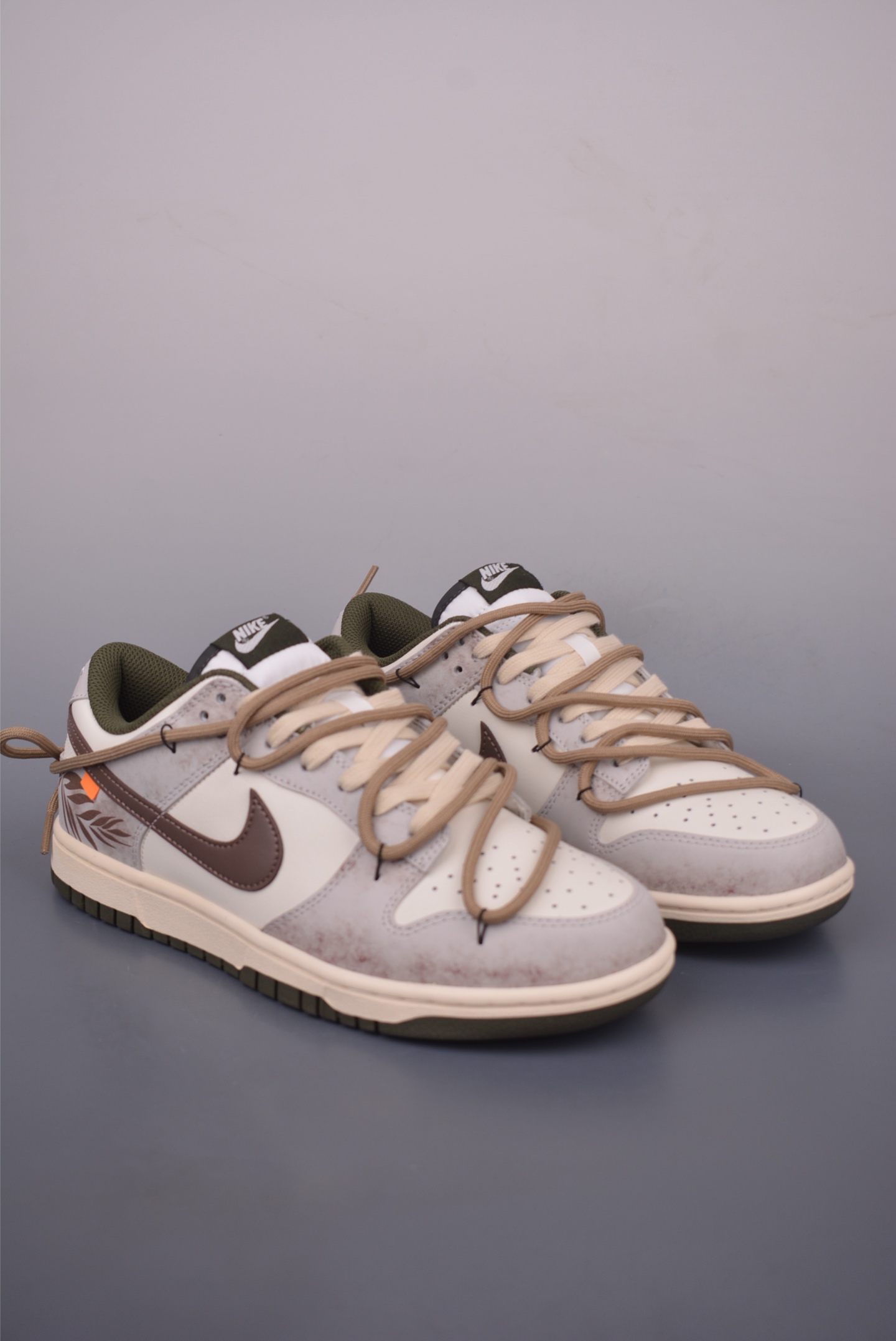 Nike SB Dunk Low Mocha Feather Deconstructed Lace-Up Sneakers HF5441-102 2 i1754171334710 2424 0 0