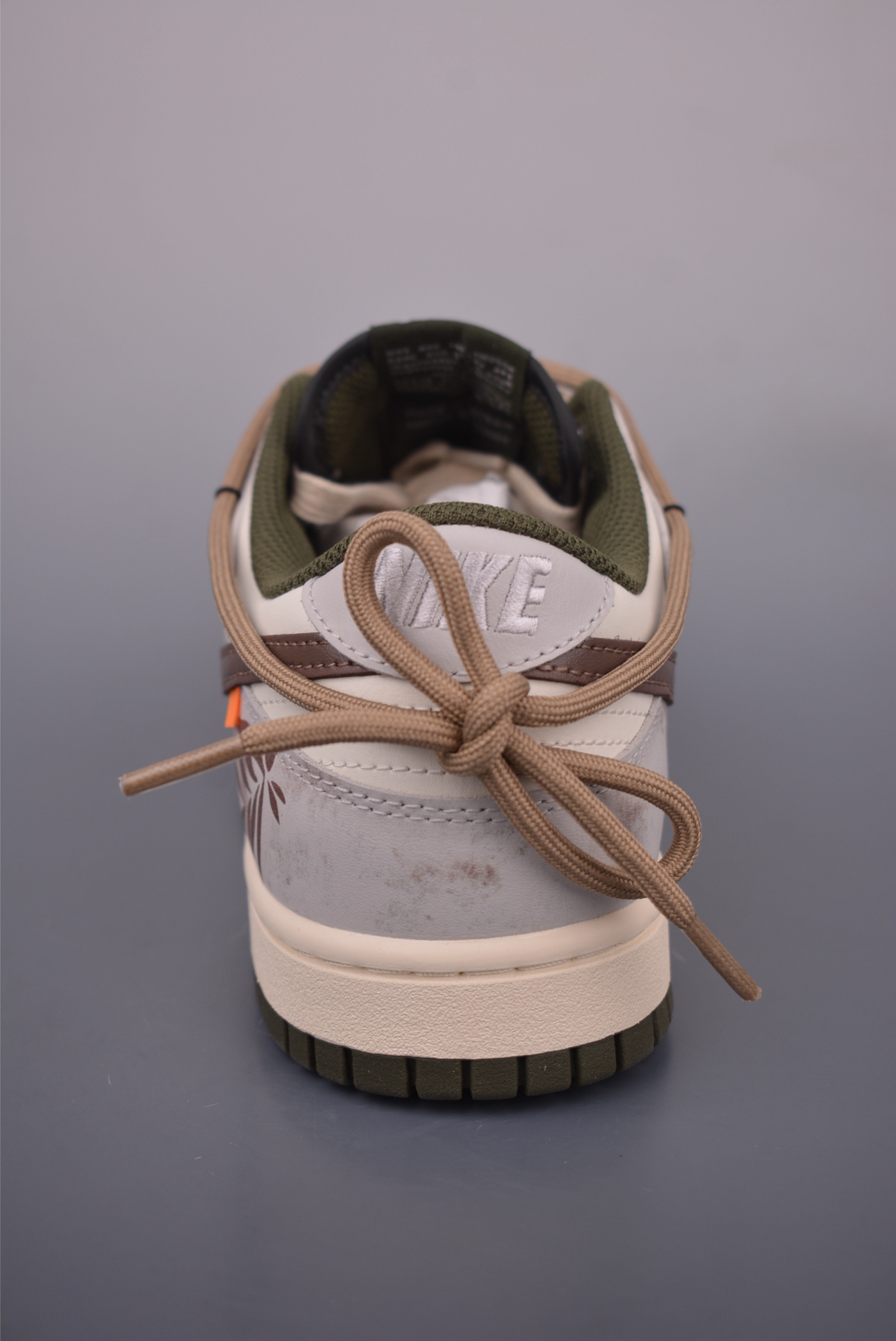 Nike SB Dunk Low Mocha Feather Deconstructed Lace-Up Sneakers HF5441-102 5 i1754171334742 7393 0 3