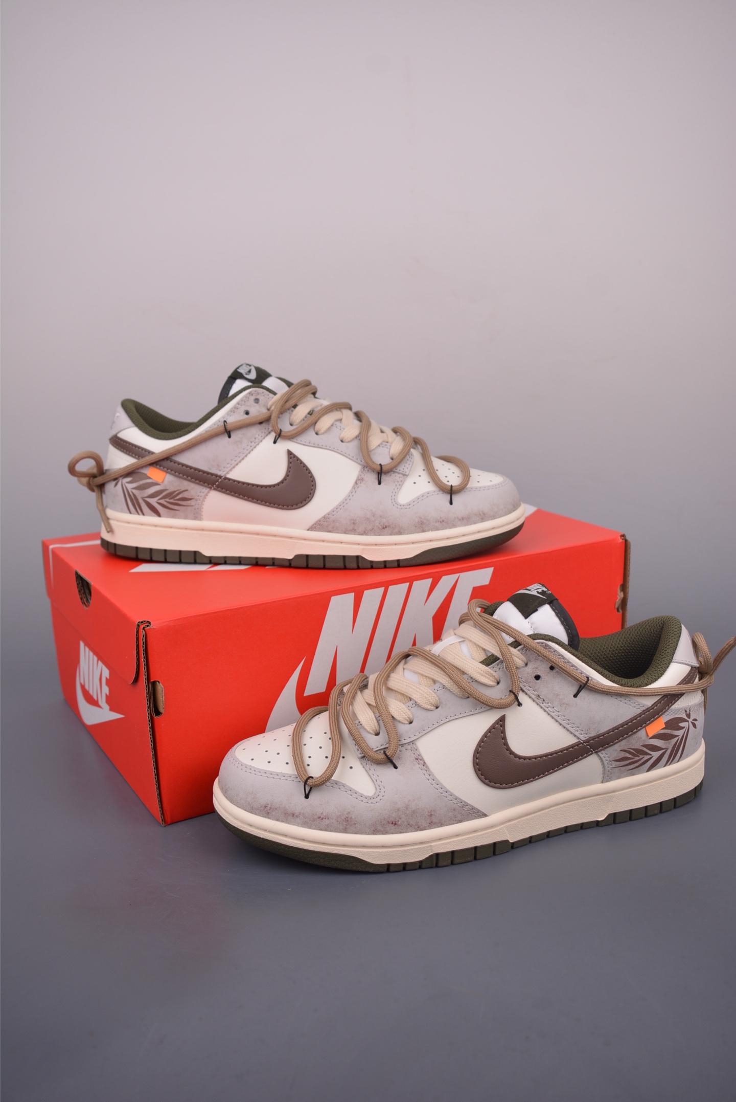 Nike SB Dunk Low Mocha Feather Deconstructed Lace-Up Sneakers HF5441-102 6 i1754171334742 8401 0 4