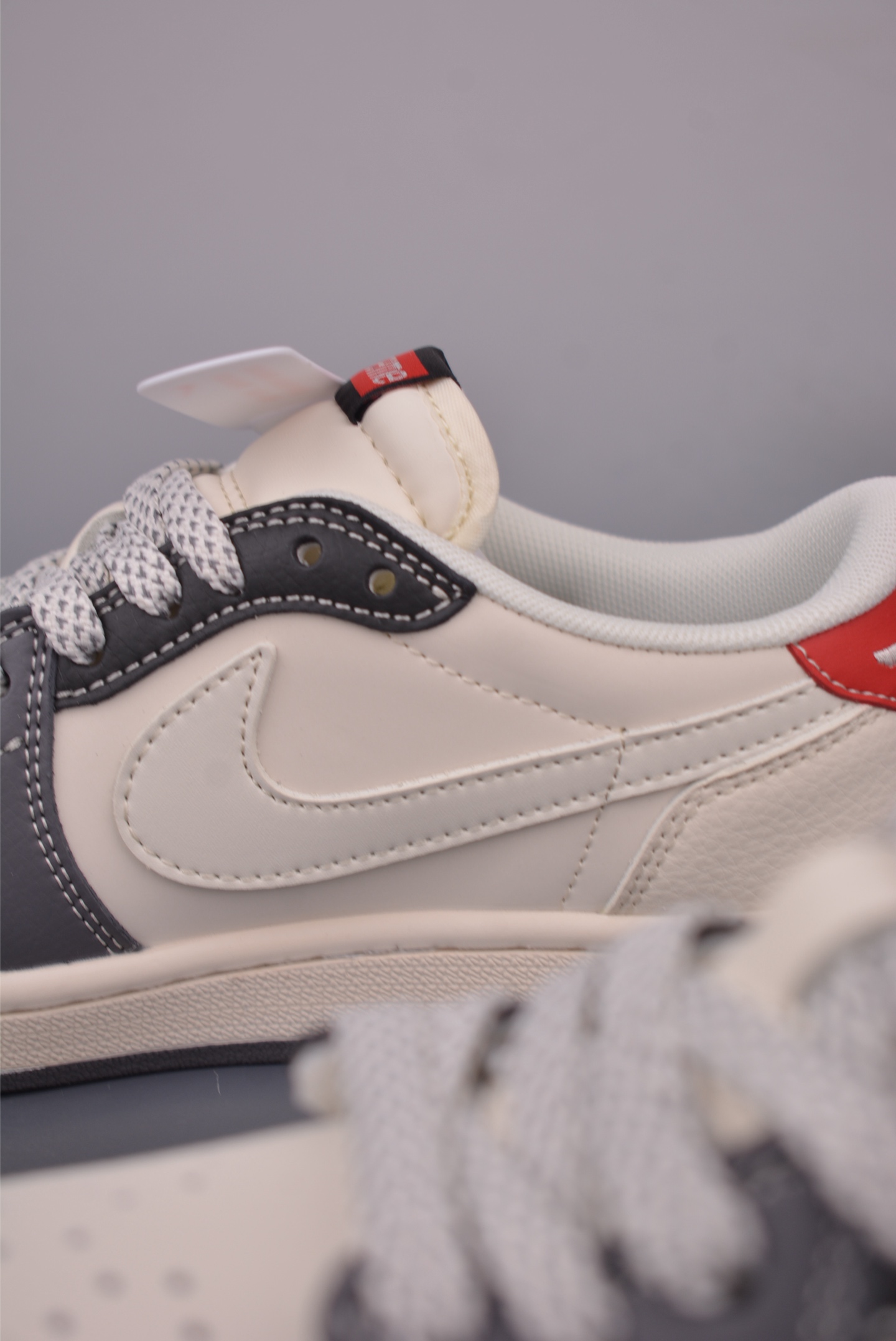 Fragment Travis Scott Supreme Air Jordan 1 Low Black Toe Sneakers 8 i1754171636271 851 0 7