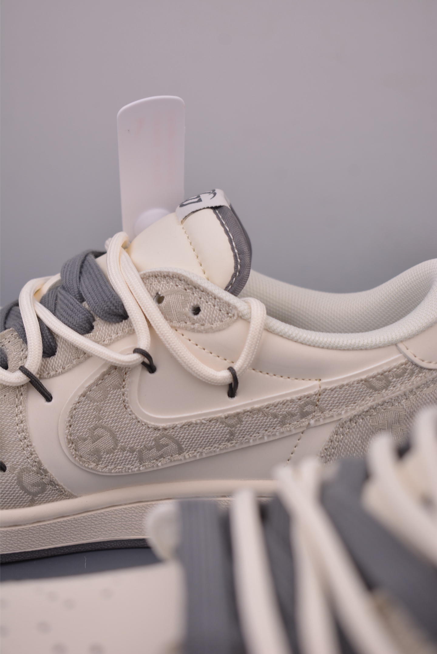Fragment x Travis Scott x Gucci Air Jordan 1 Low 三方联名倒钩 HT5088-601