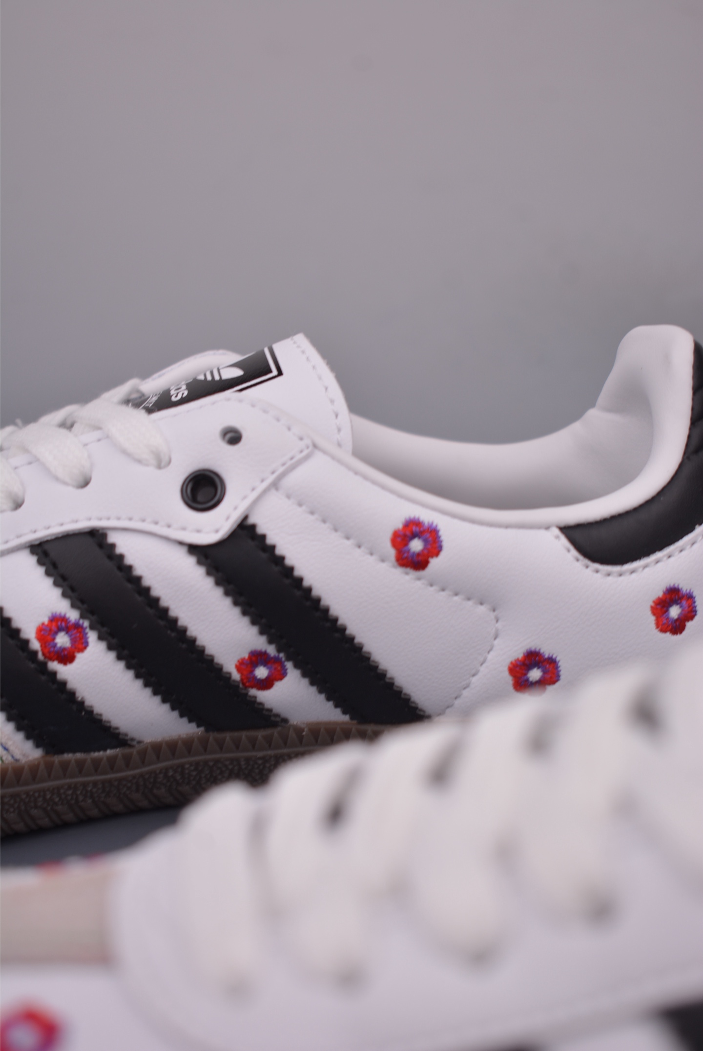 Adidas Samba OG Women's White Floral Leather Sneakers Retro Casual Shoes 8 i1754259117742 5819 0 7