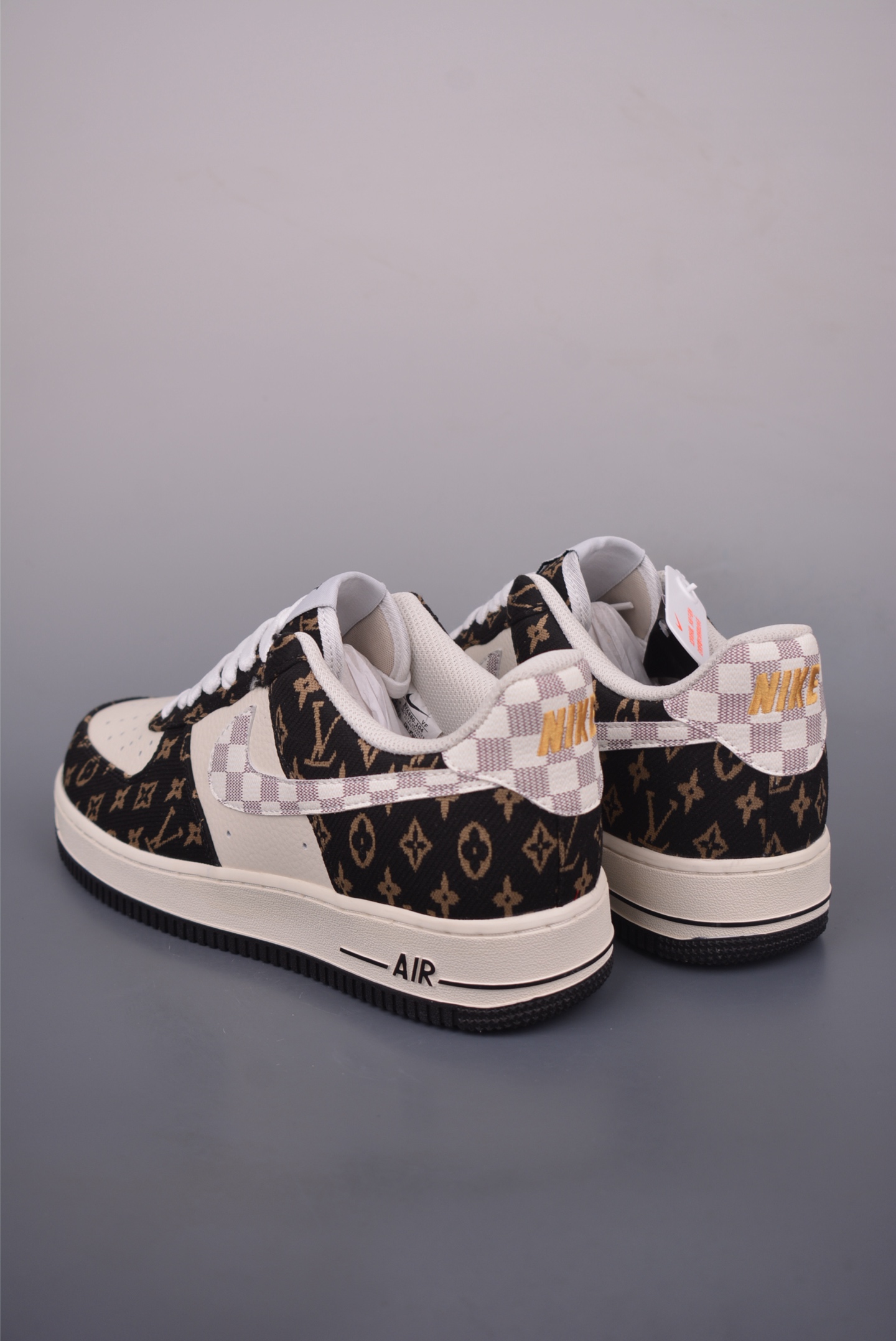 Nike Air Force 1 Low Louis Vuitton Custom Sneakers - Limited Edition 3 i1754260223557 6901 0 1