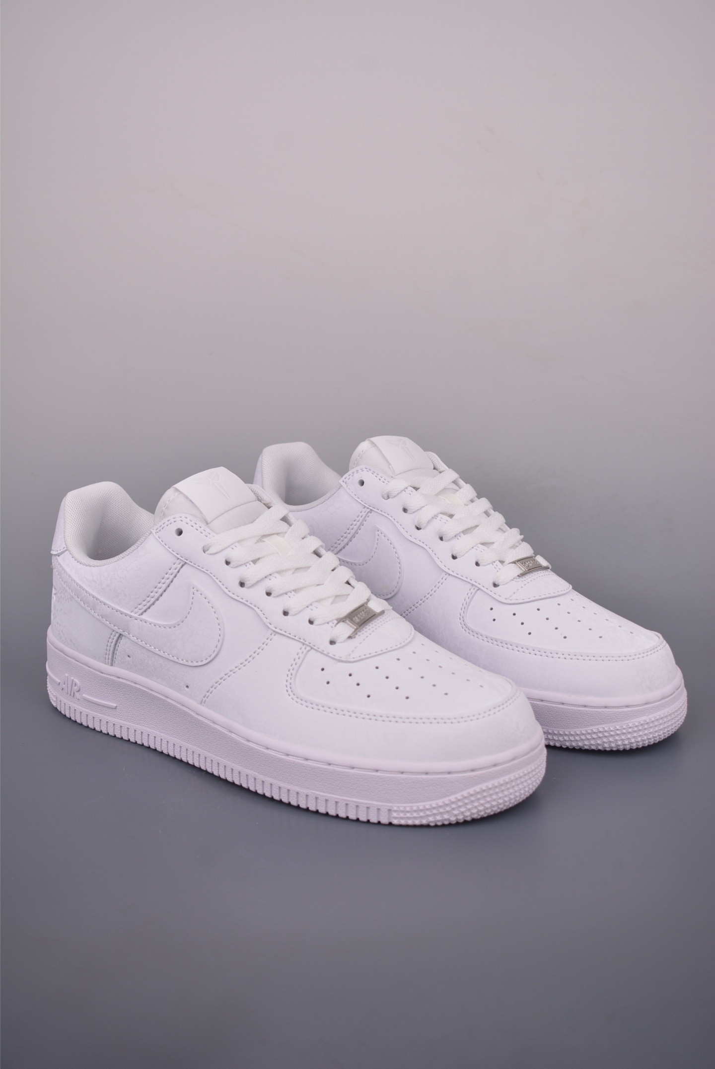Nike Air Force 1 Low White Leather Casual Shoes Comfortable Classic Sneakers 2 i1754260329042 9062 0 0