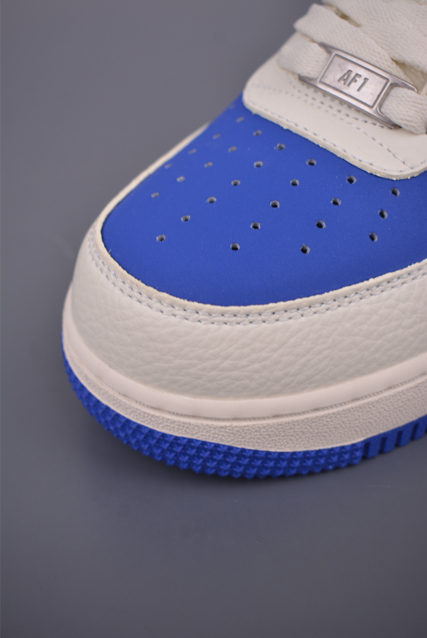 Nike Air Force 1 Low 巴黎世家联名 KX2532-501